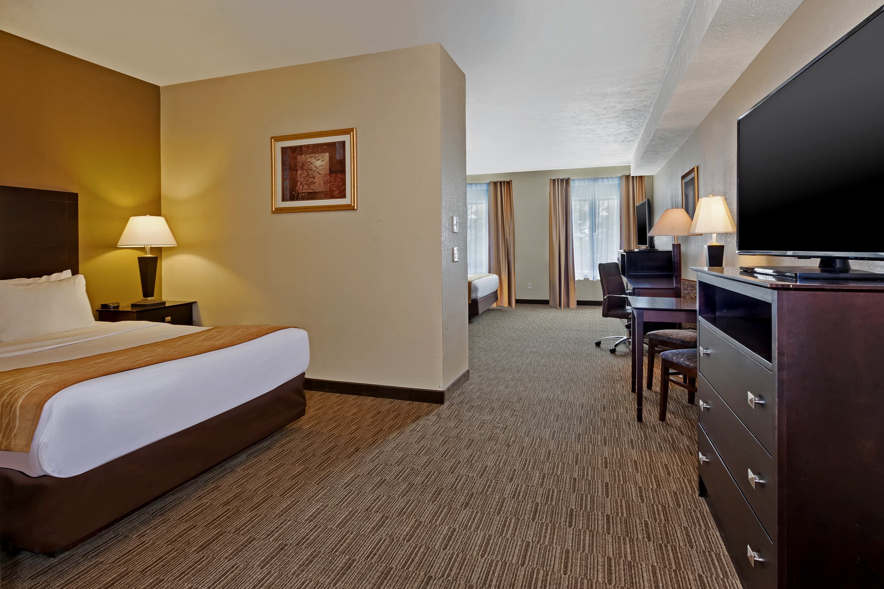 Comfort Inn Whitehall near Michigan's Adventure — 12