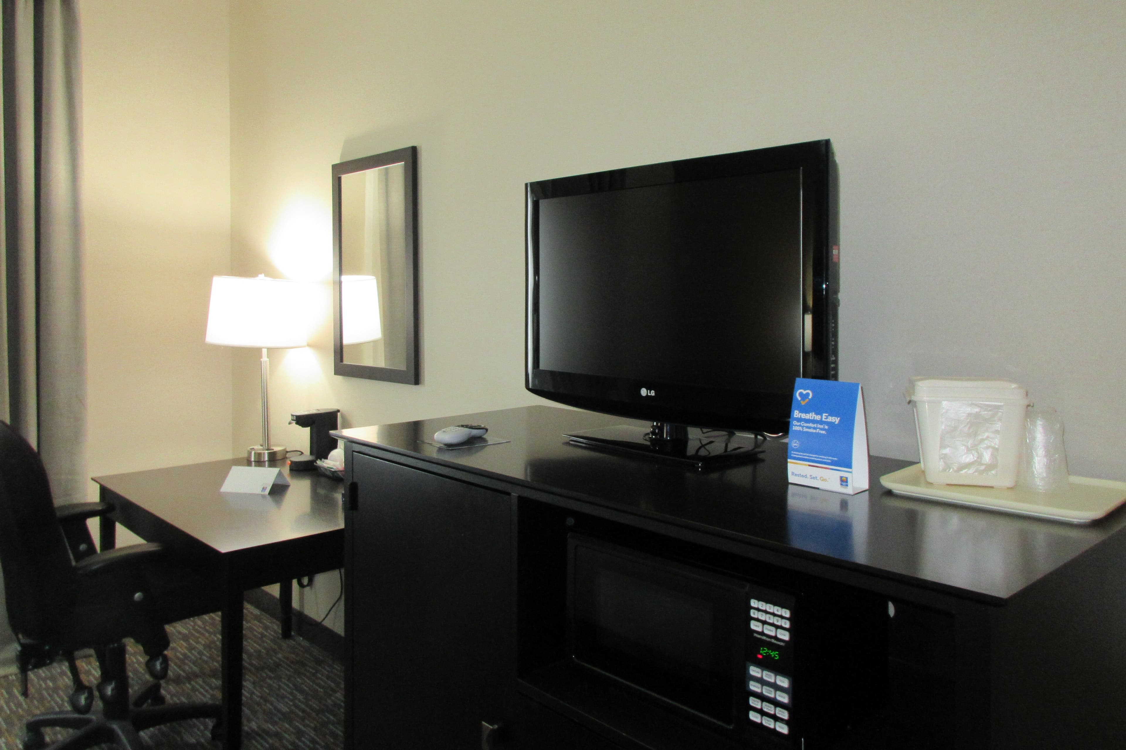 Comfort Inn Port Huron - Image 2