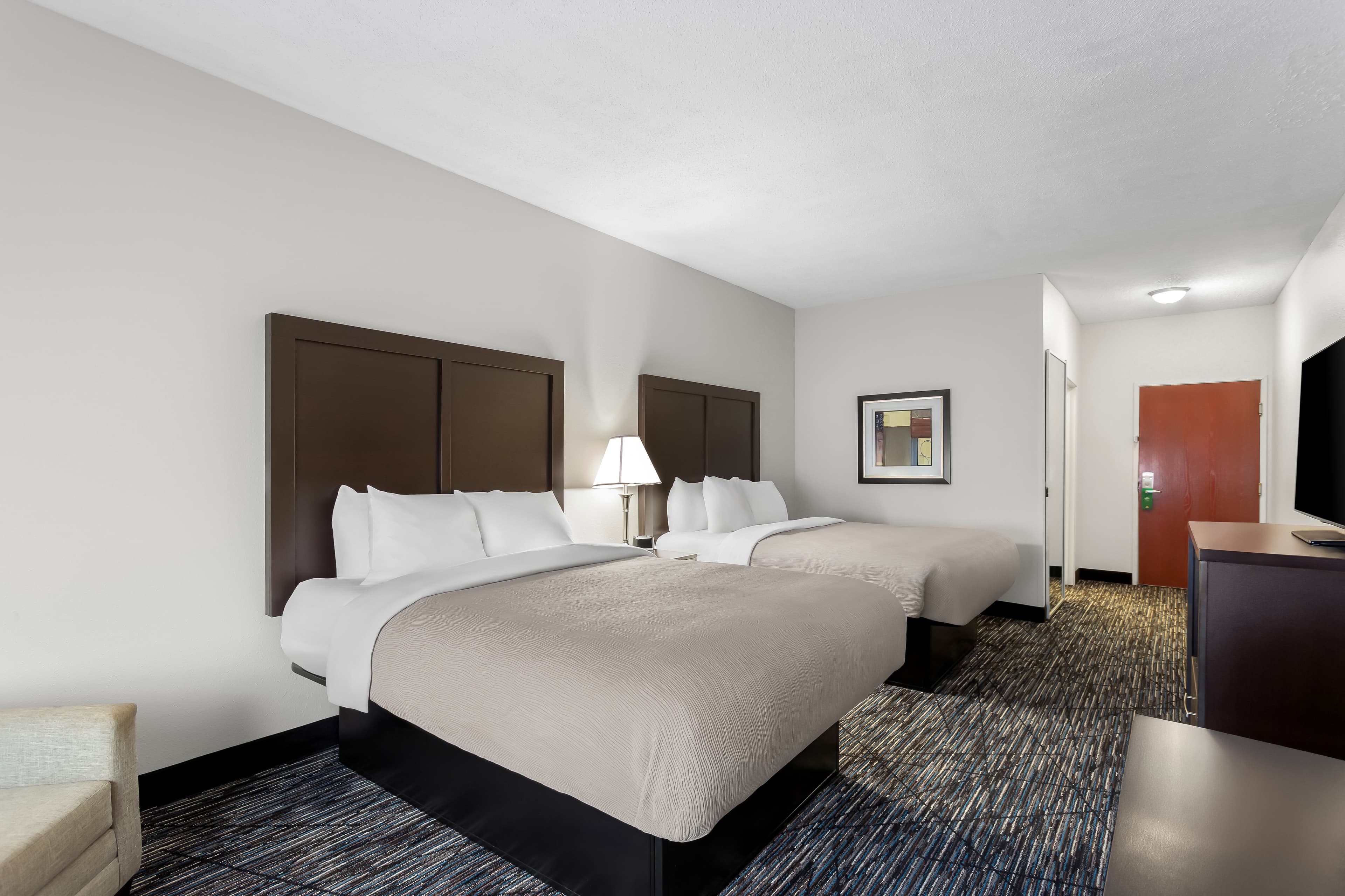 Quality Inn & Suites Niles — 17
