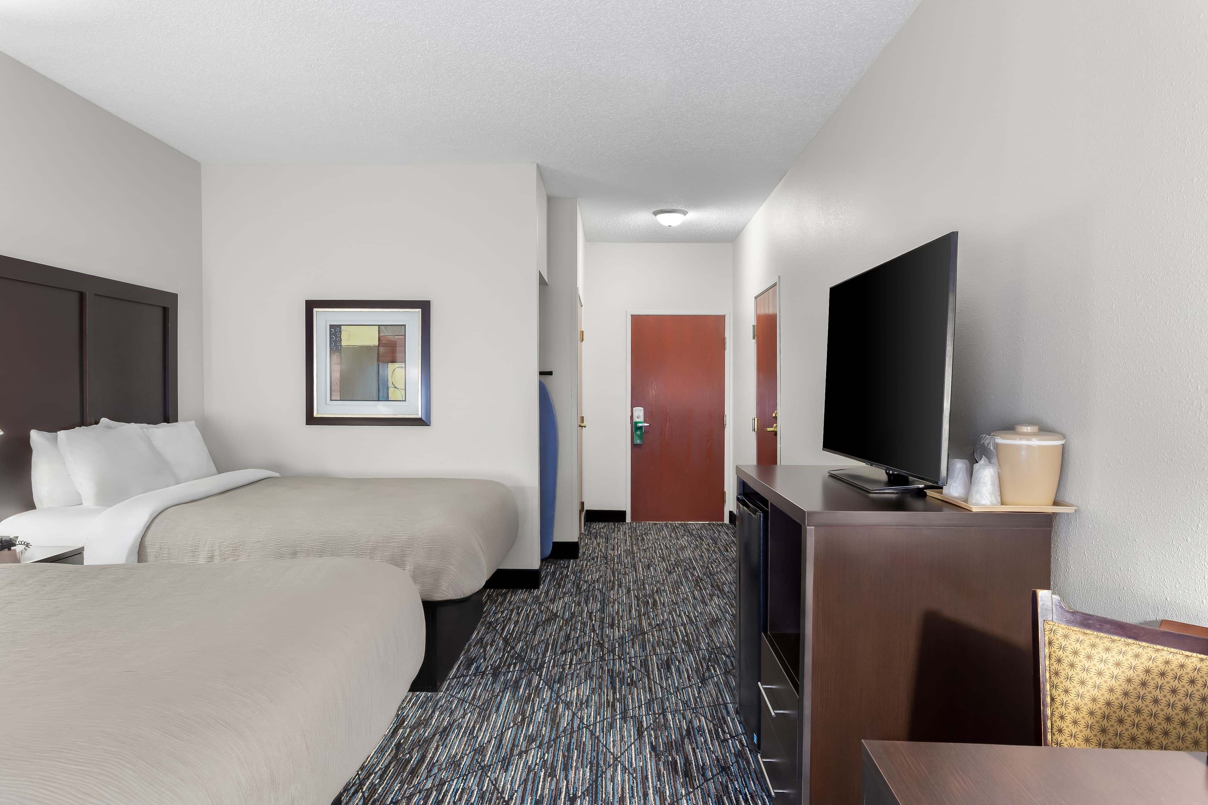 Quality Inn & Suites Niles — 36