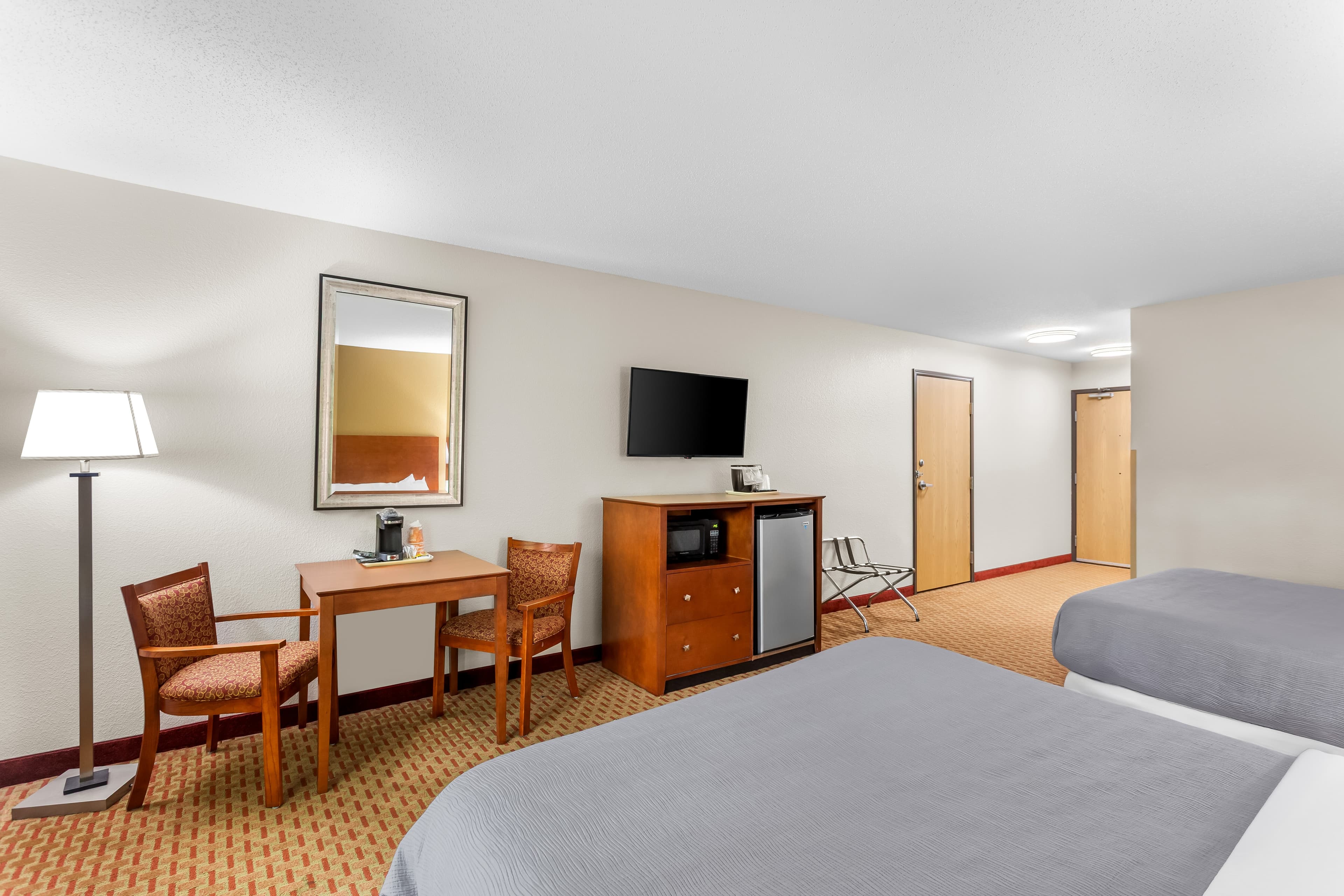 Quality Inn Near Interstate I94 - Image 5