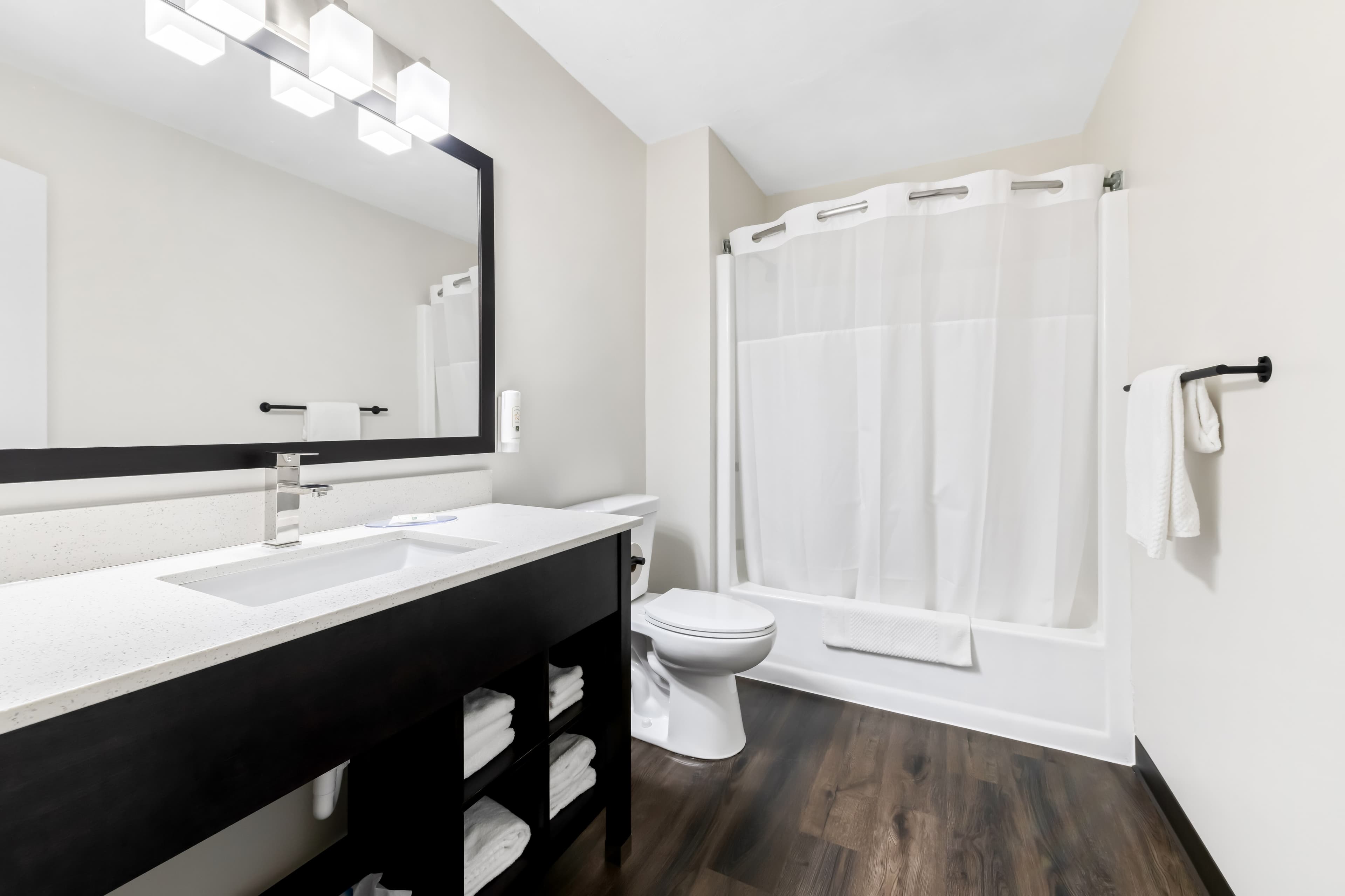 Quality Inn & Suites Munising — 6