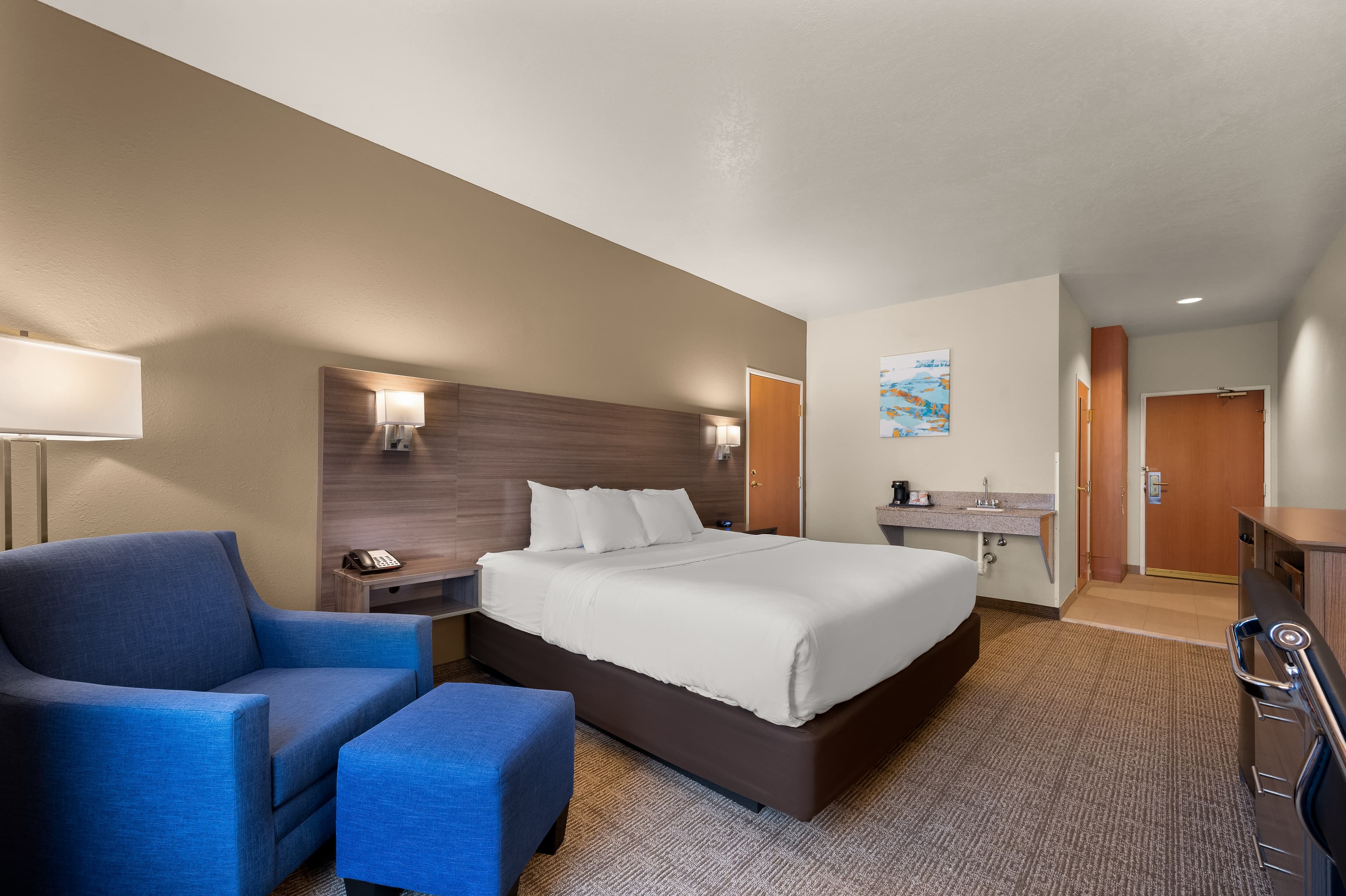 Comfort Inn & Suites Fenton — 21