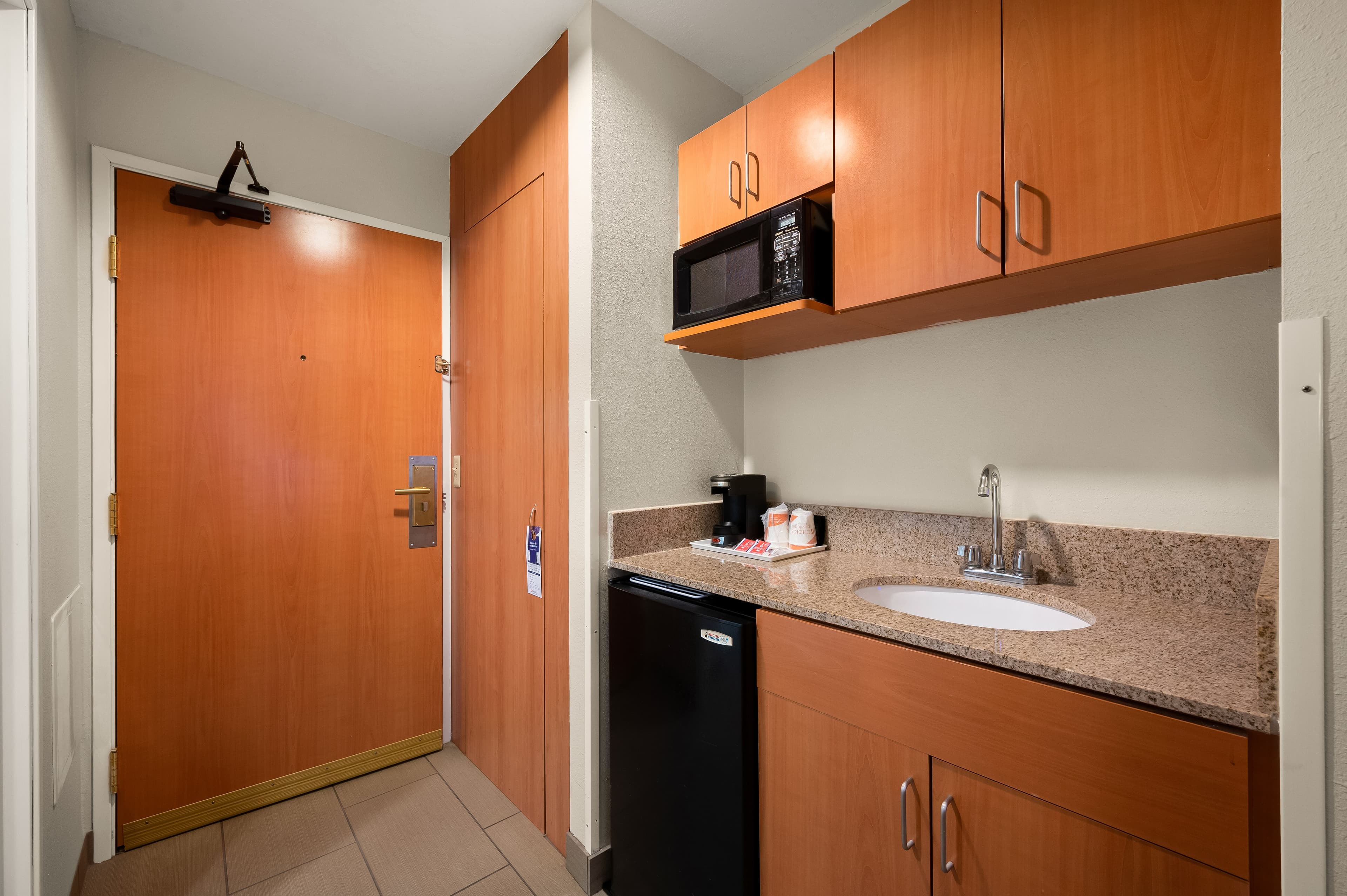 Comfort Inn & Suites Fenton — 25