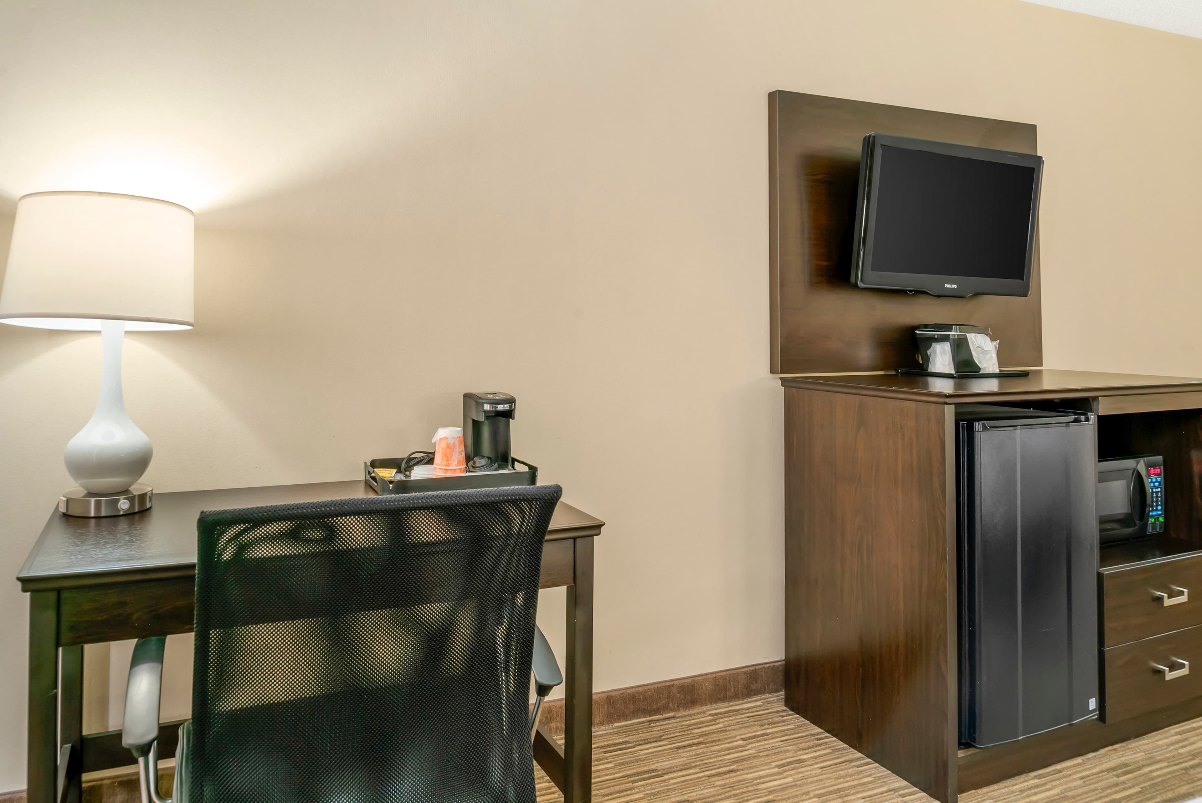 Quality Inn & Suites Monroe - Image 4
