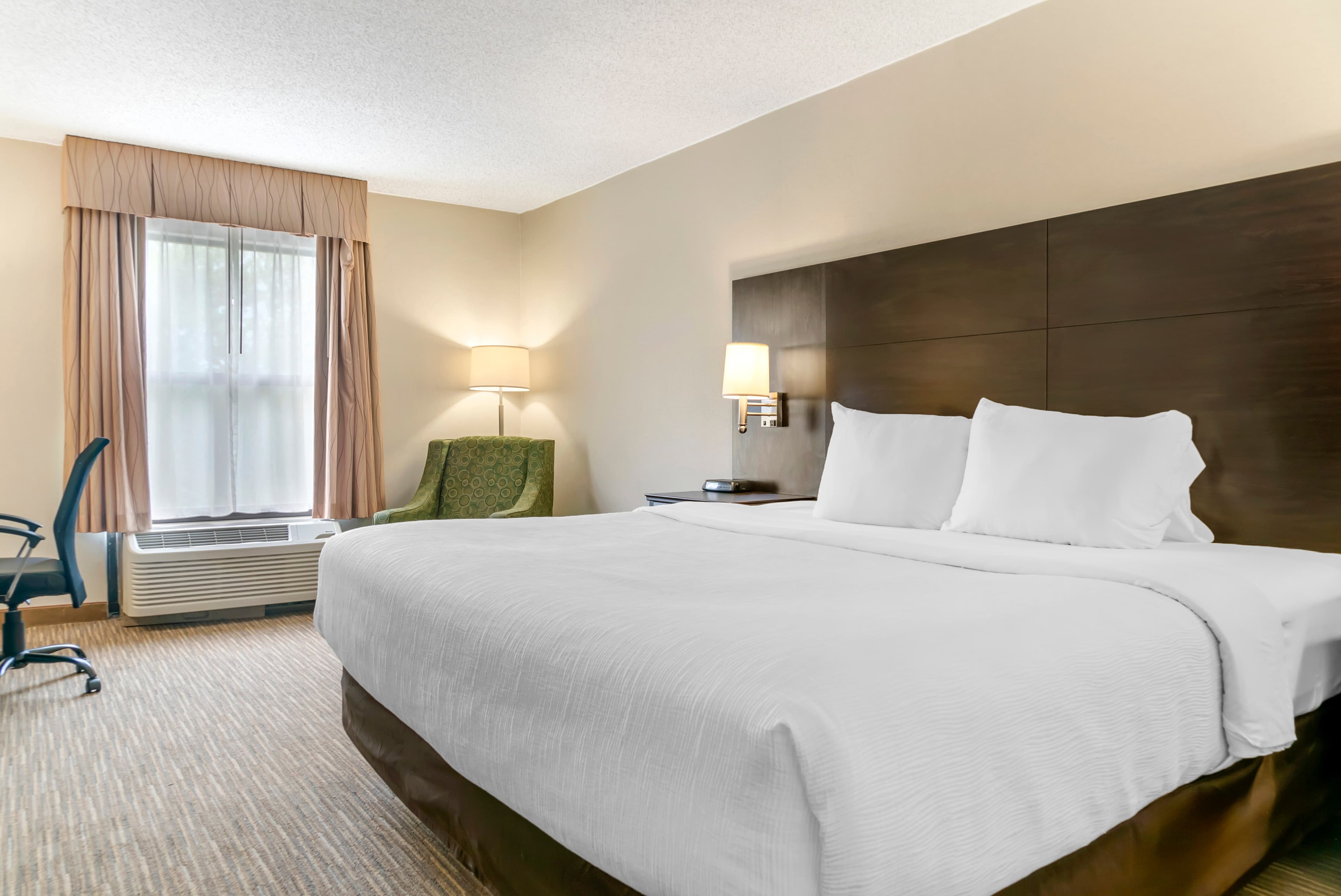 Quality Inn & Suites Monroe — 10