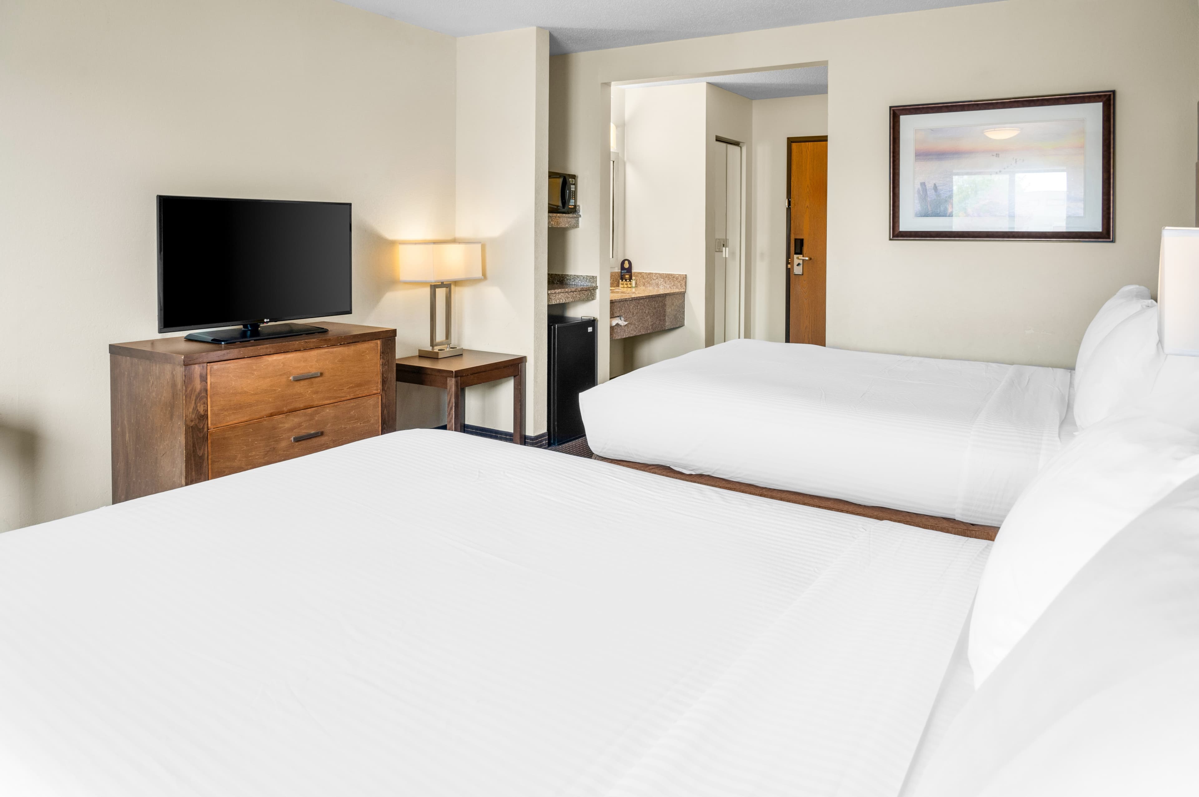 White Pine Inn & Suites — 27