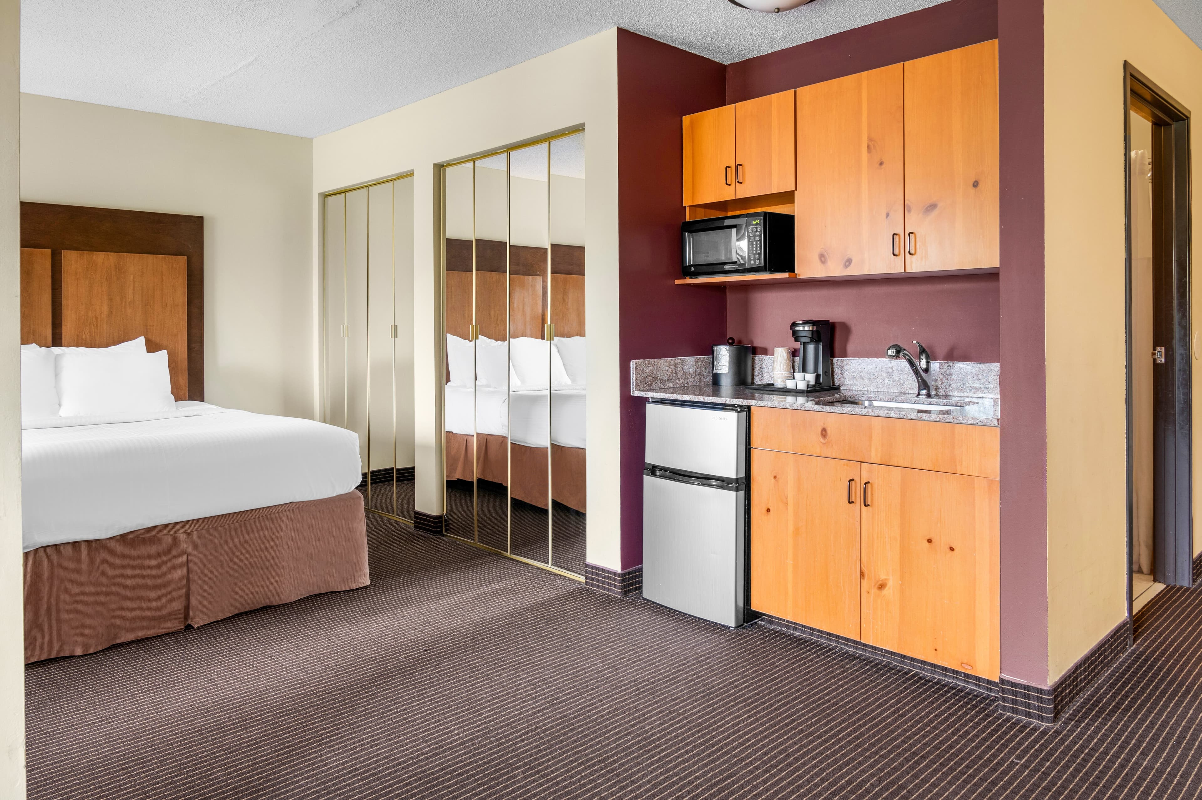 White Pine Inn & Suites — 20