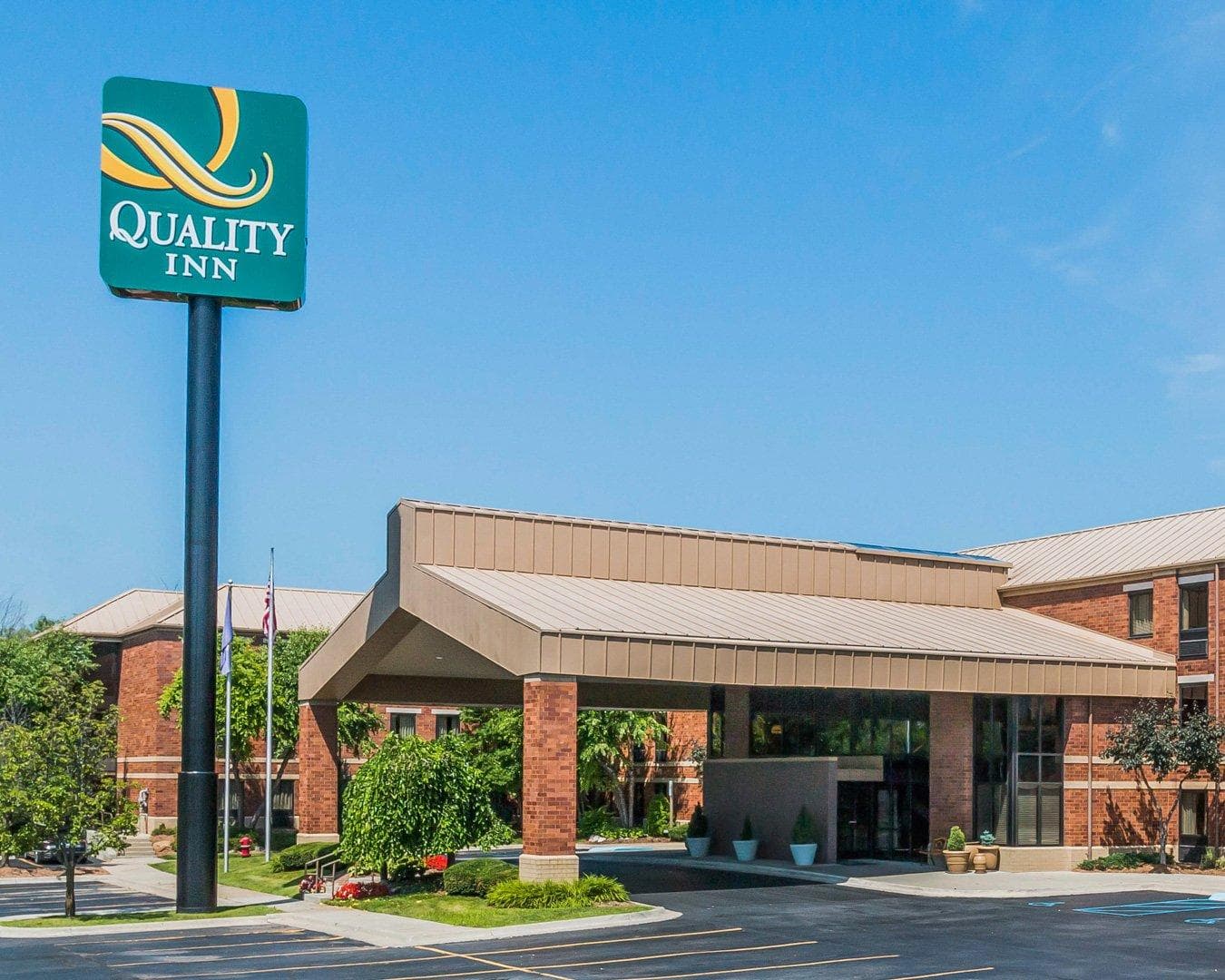 Quality Inn Auburn Hills - Detroit North - Image 1