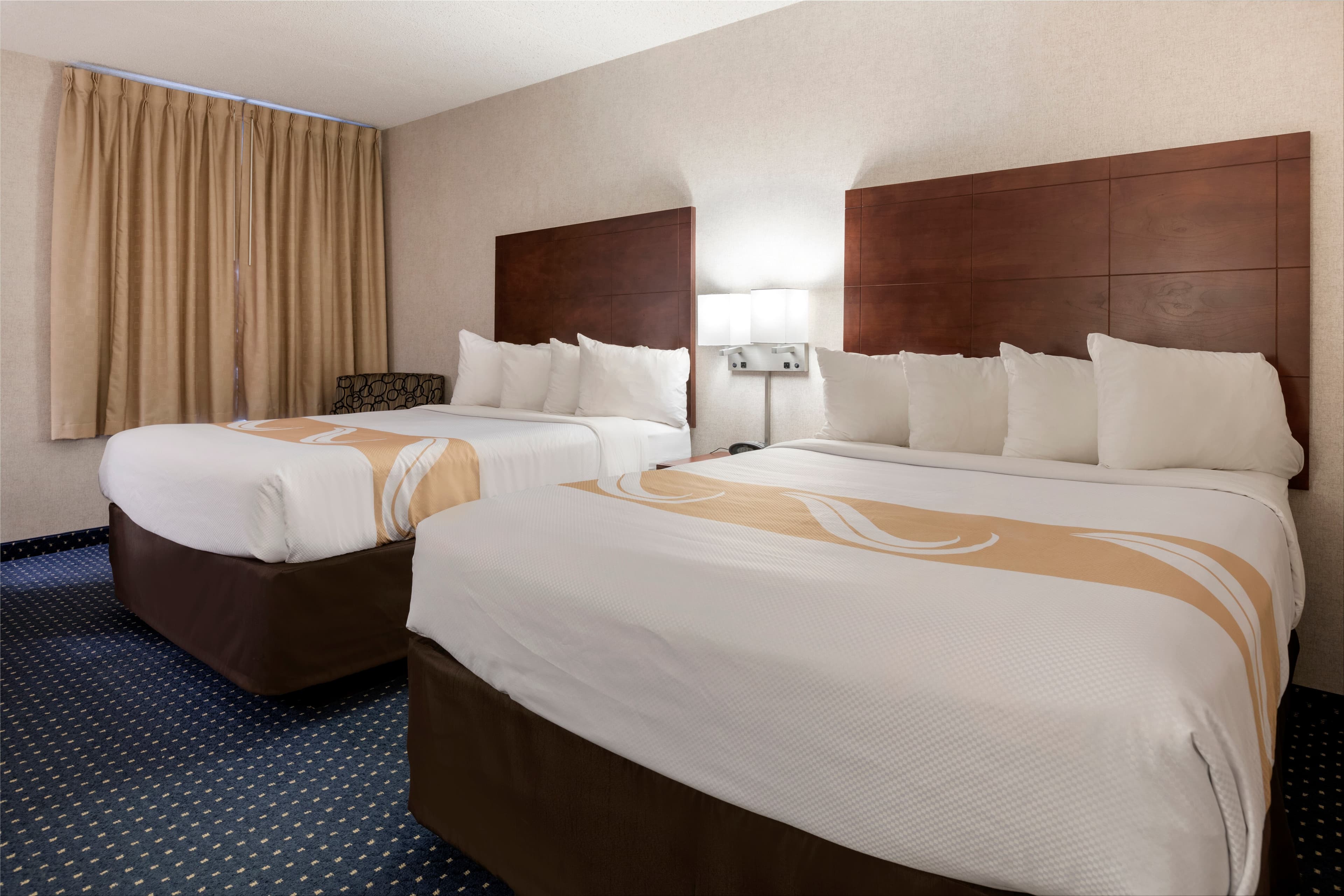 Quality Inn Auburn Hills - Detroit North - Image 4