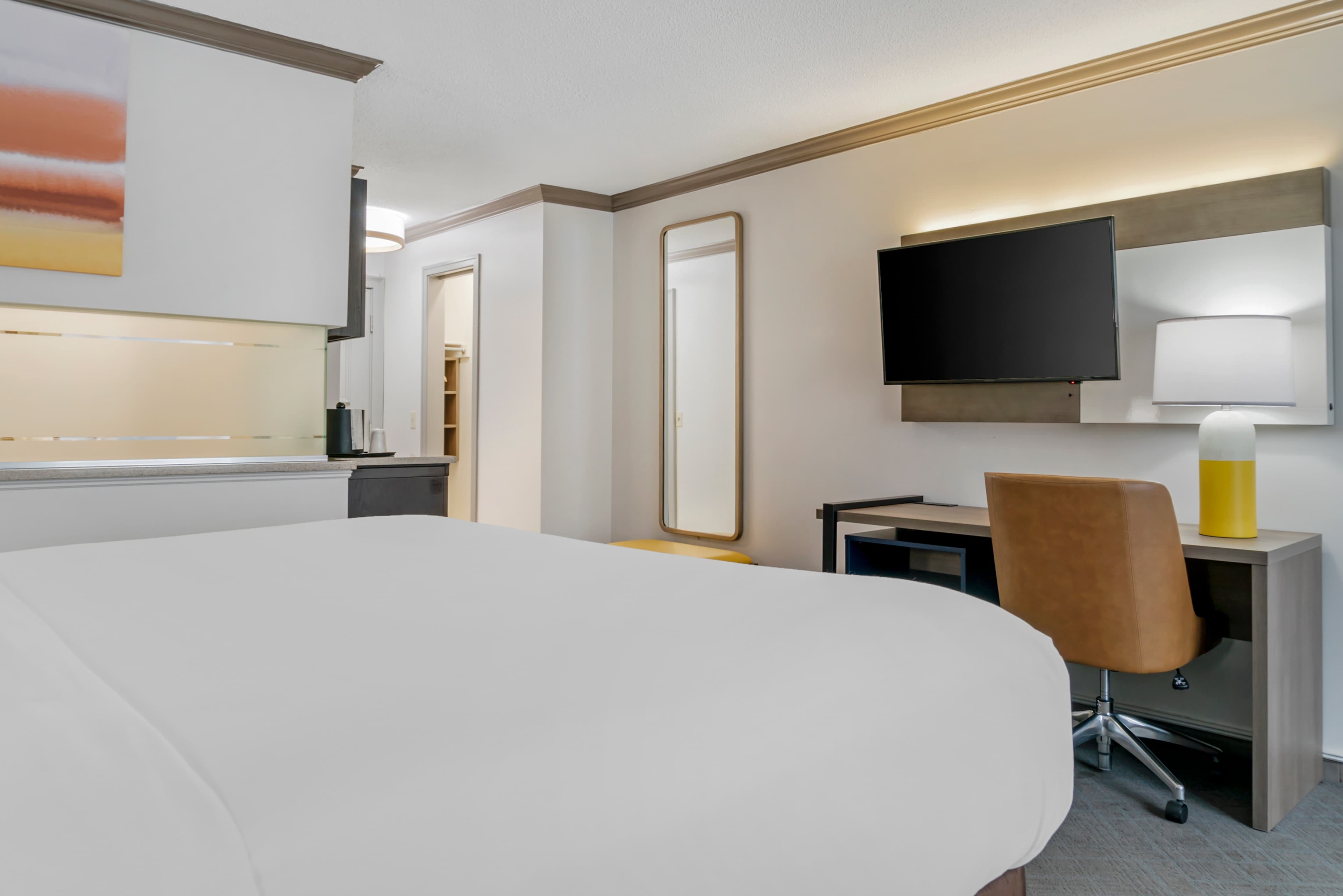 Comfort Inn Plainwell — 12