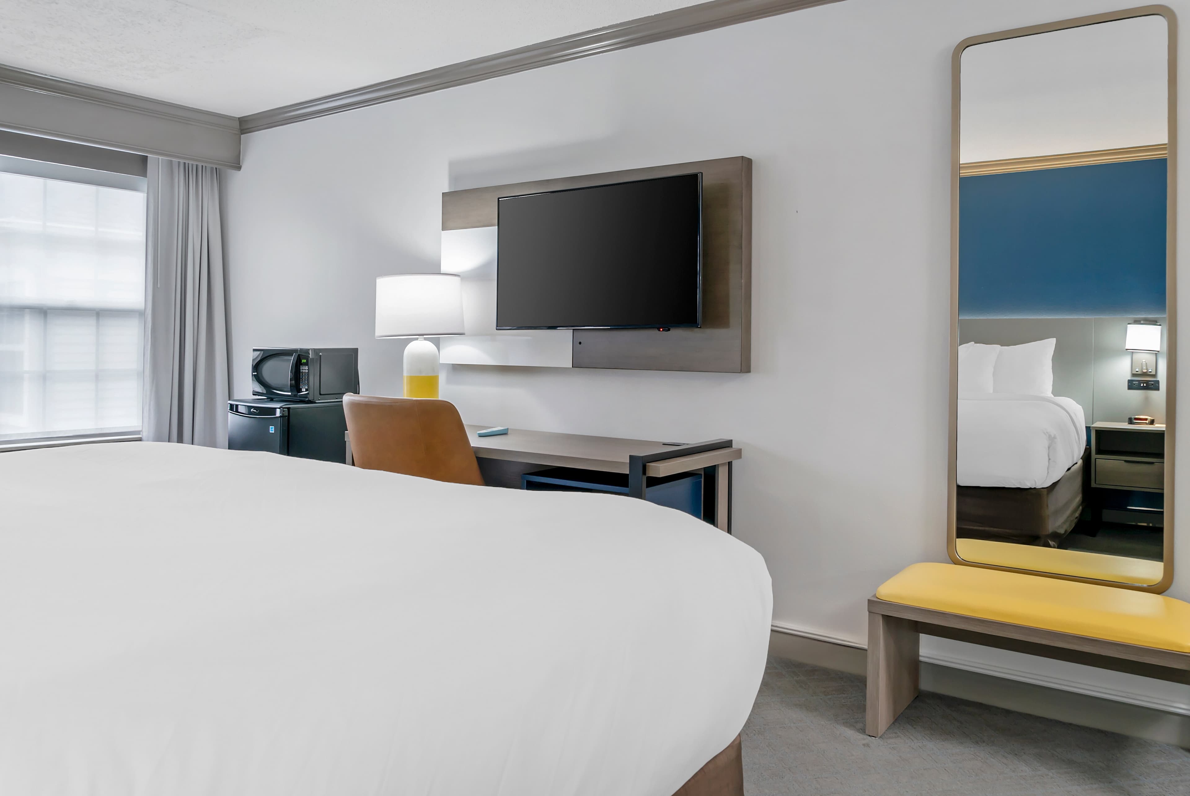 Comfort Inn Plainwell — 8