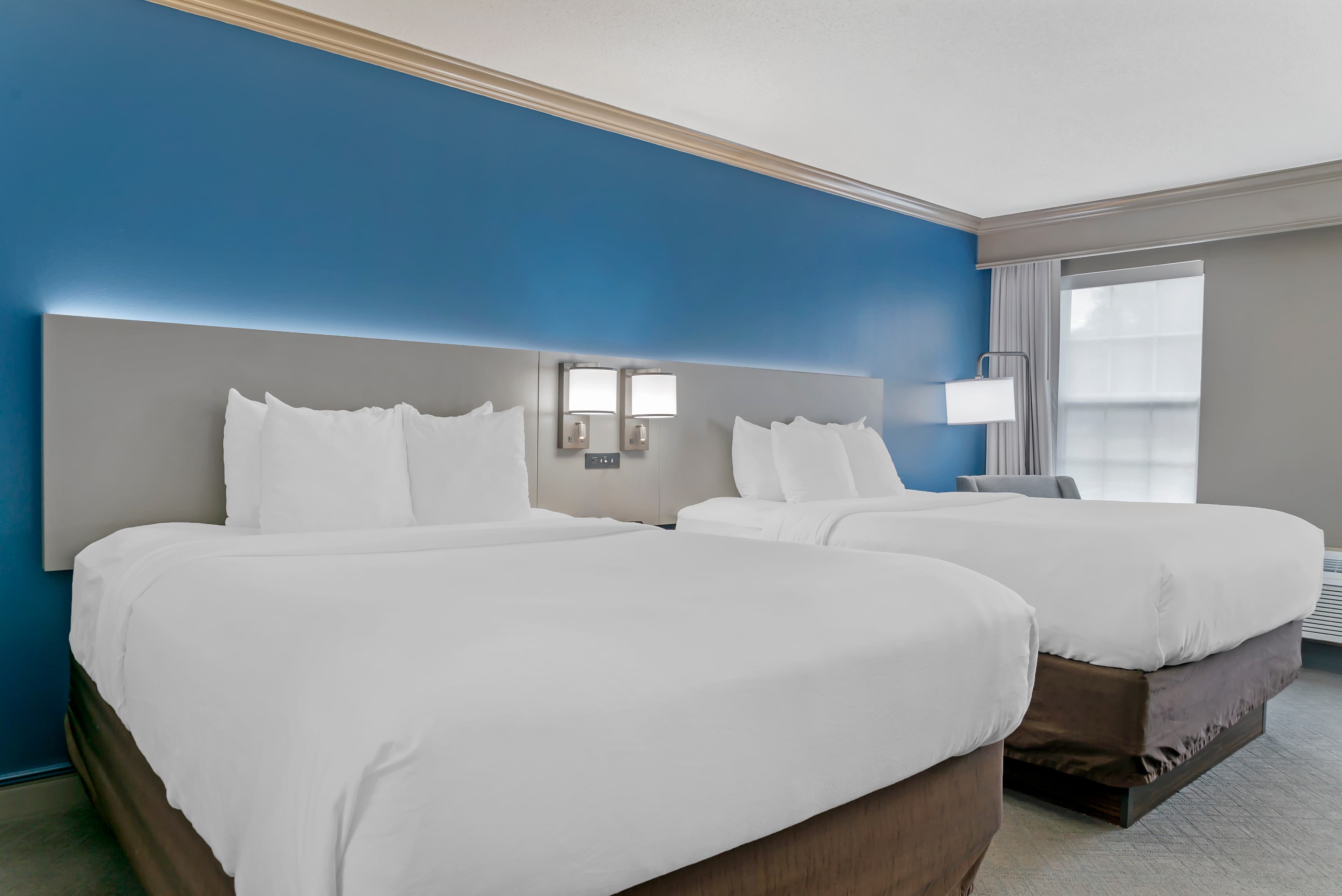 Comfort Inn Plainwell — 17