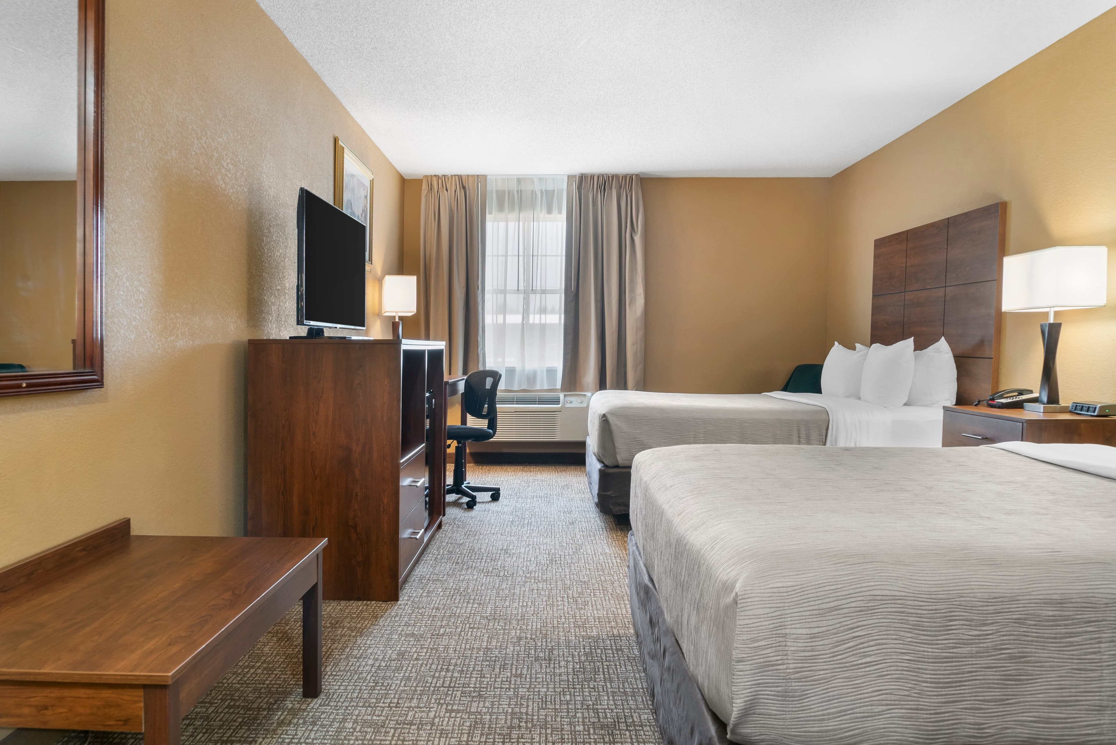 Quality Inn & Suites Manistique — 8