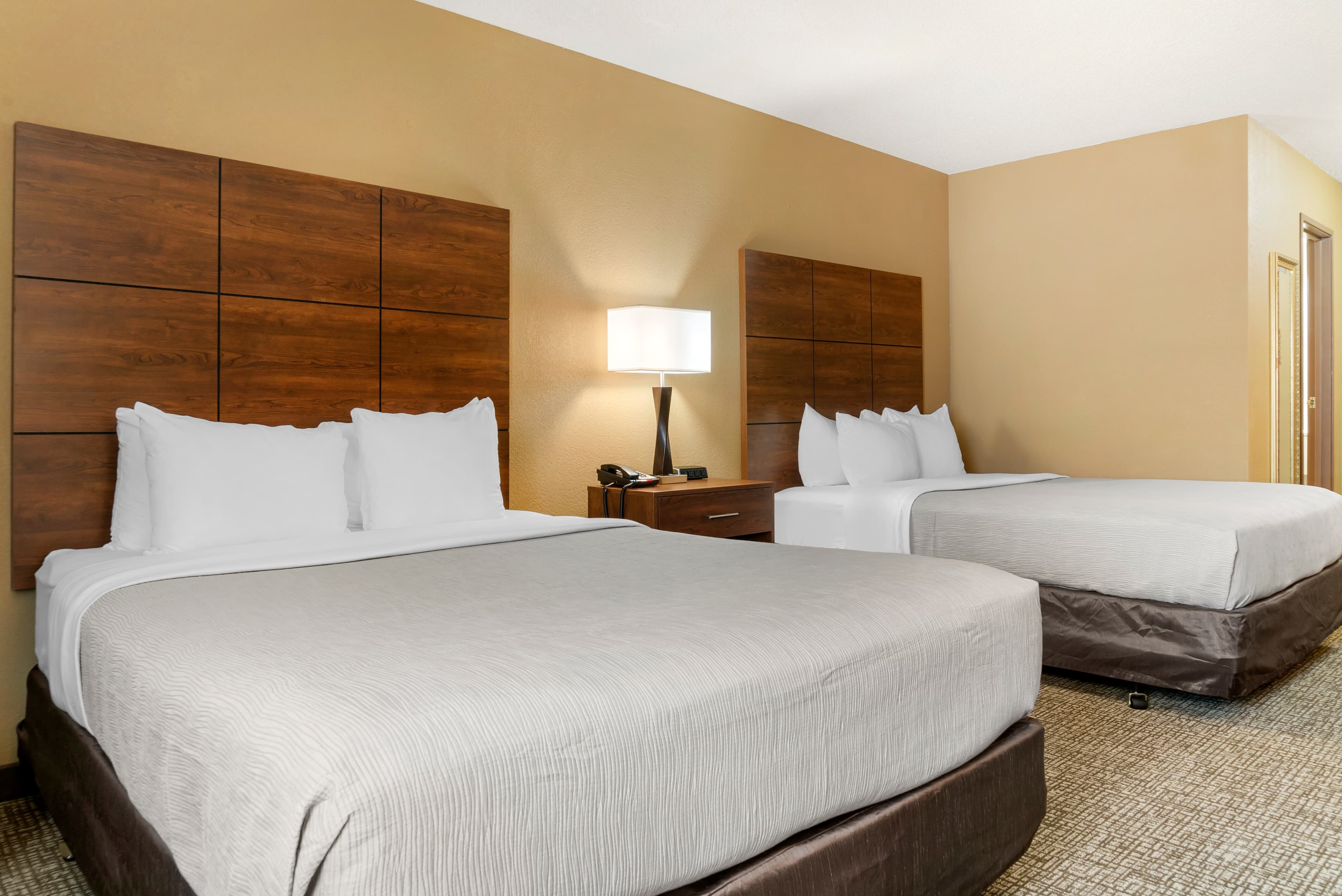 Quality Inn & Suites Manistique — 9