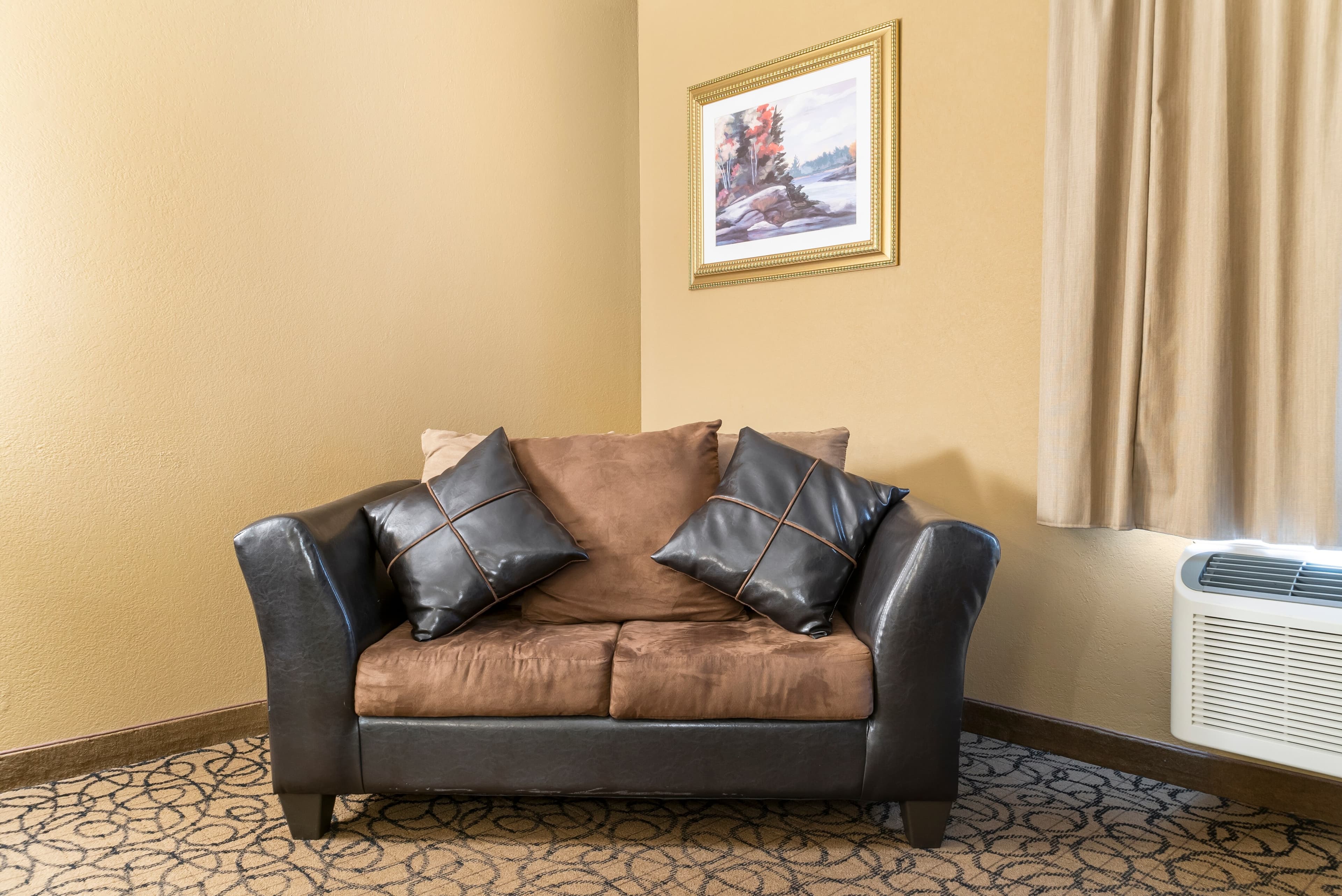 Quality Inn & Suites Manistique - Image 4