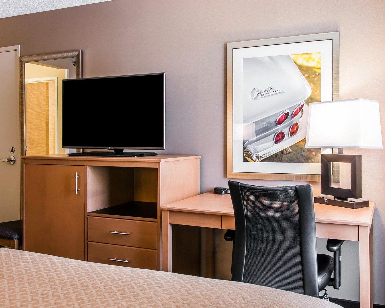 Quality Inn & Suites Warren - Detroit — 11