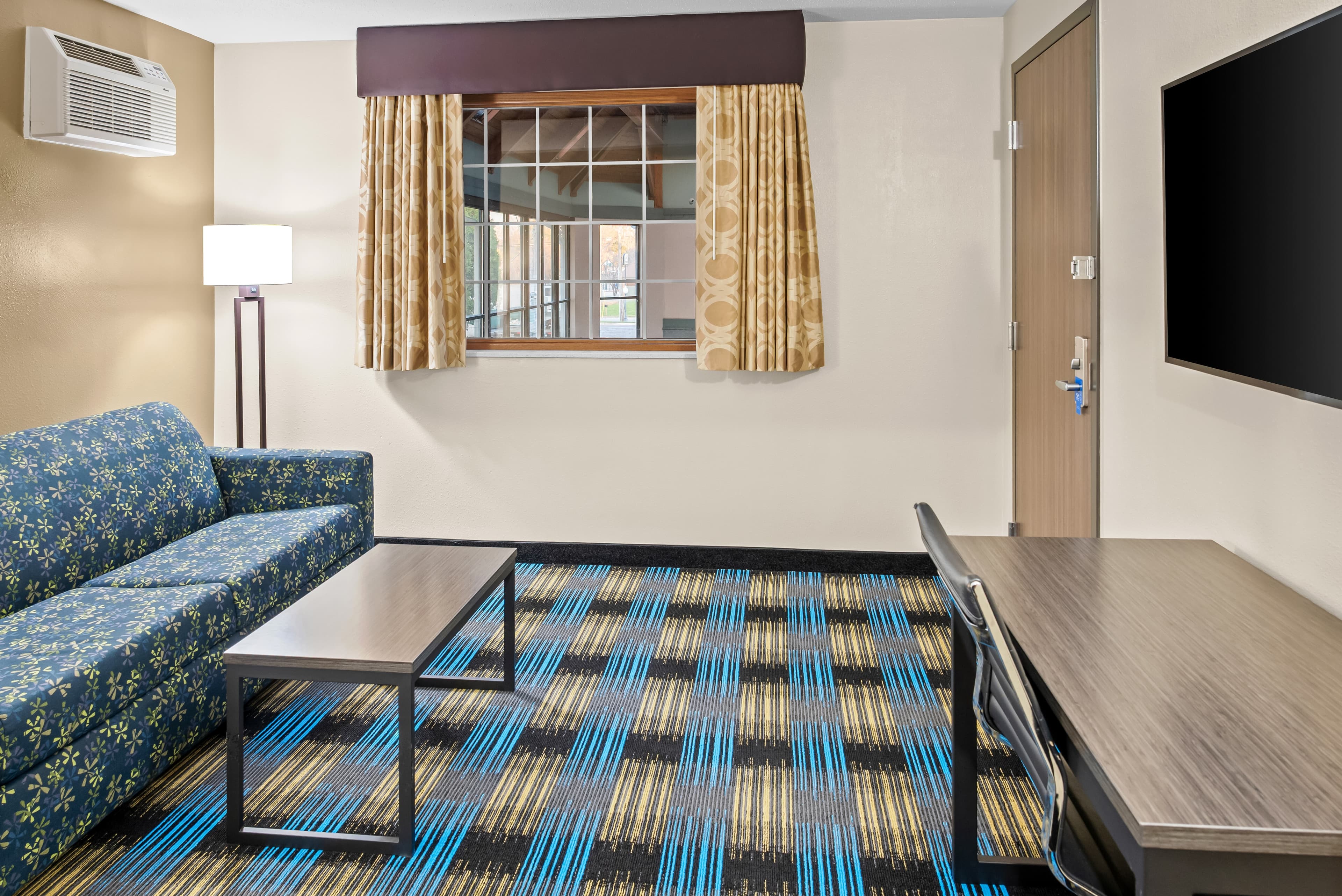 Rodeway Inn Grandville - Grand Rapids — 18