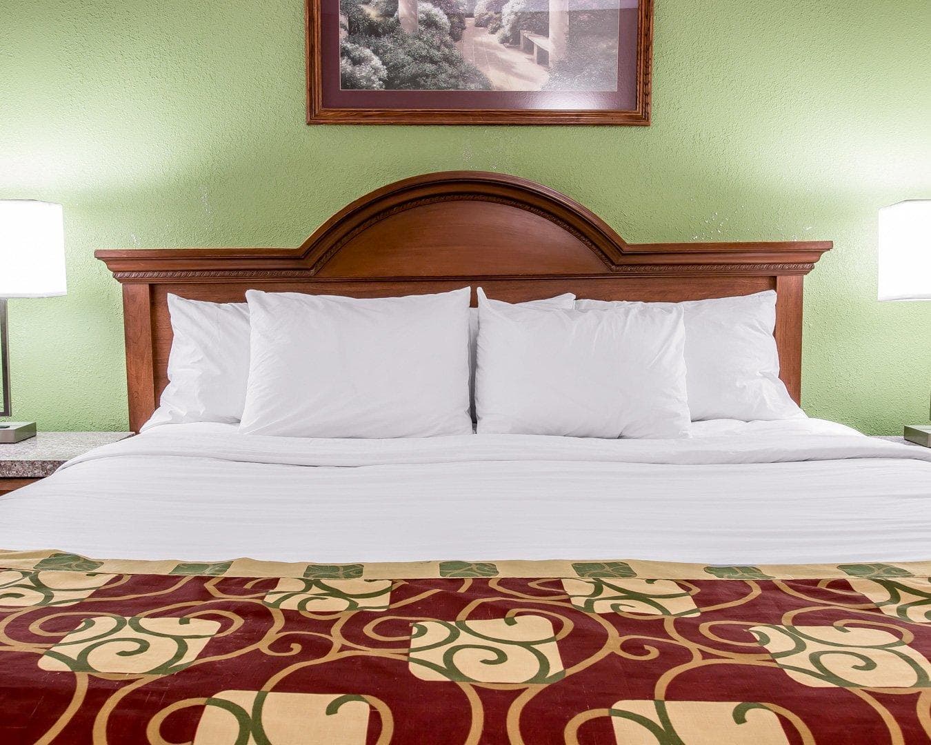 Clarion Inn I-94 near Expo Center - Image 1