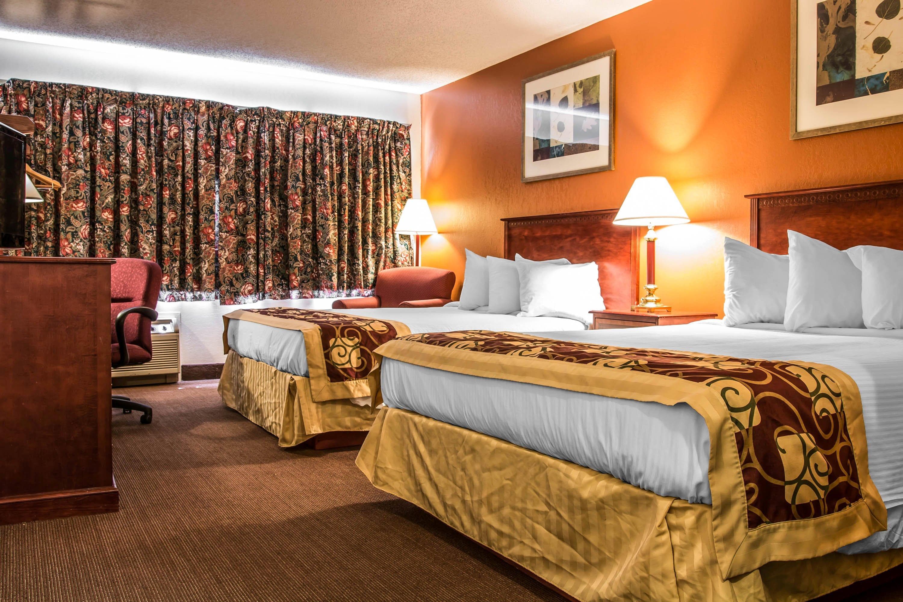 Rodeway Inn Muskegon Airport — 27