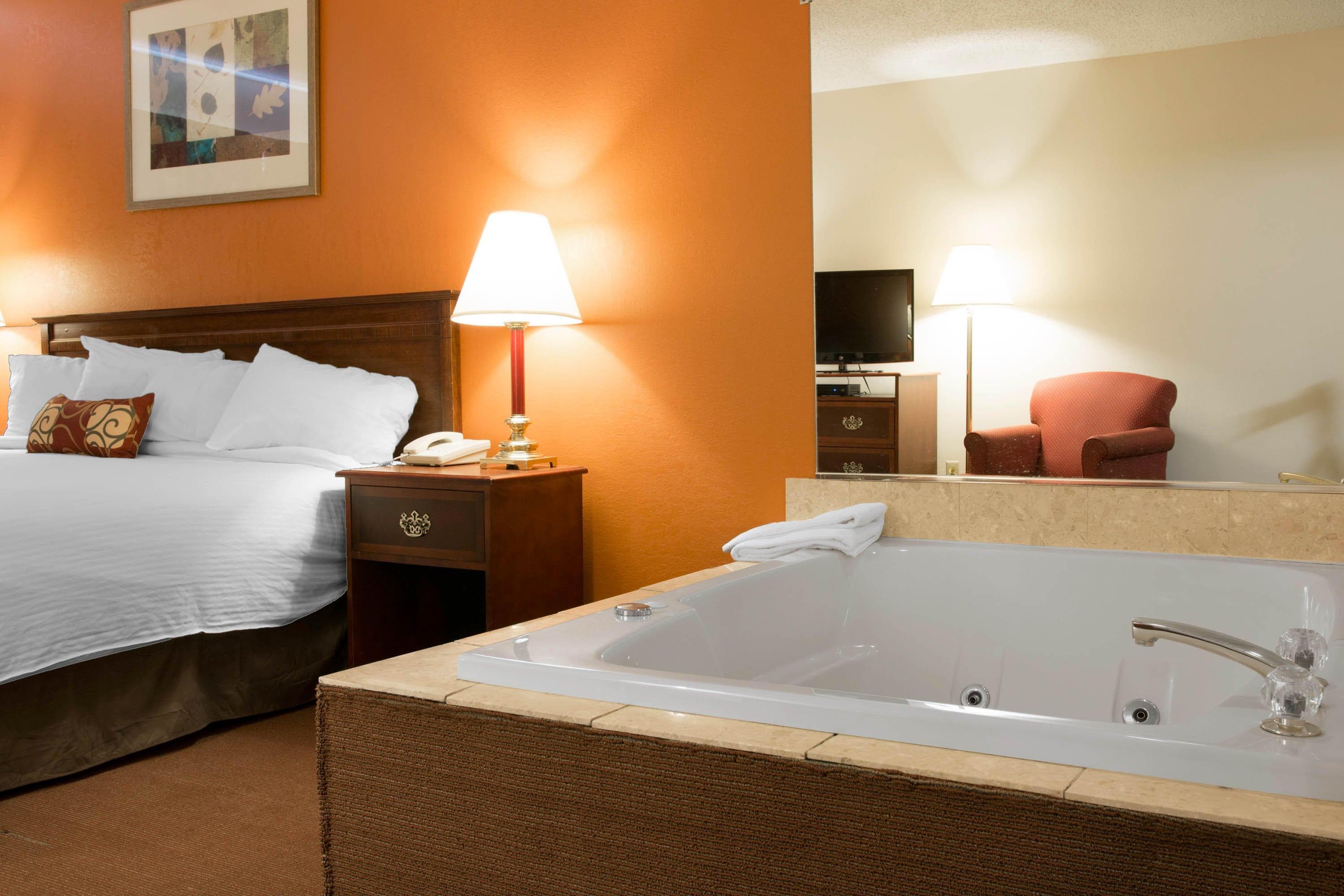 Rodeway Inn Muskegon Airport — 18
