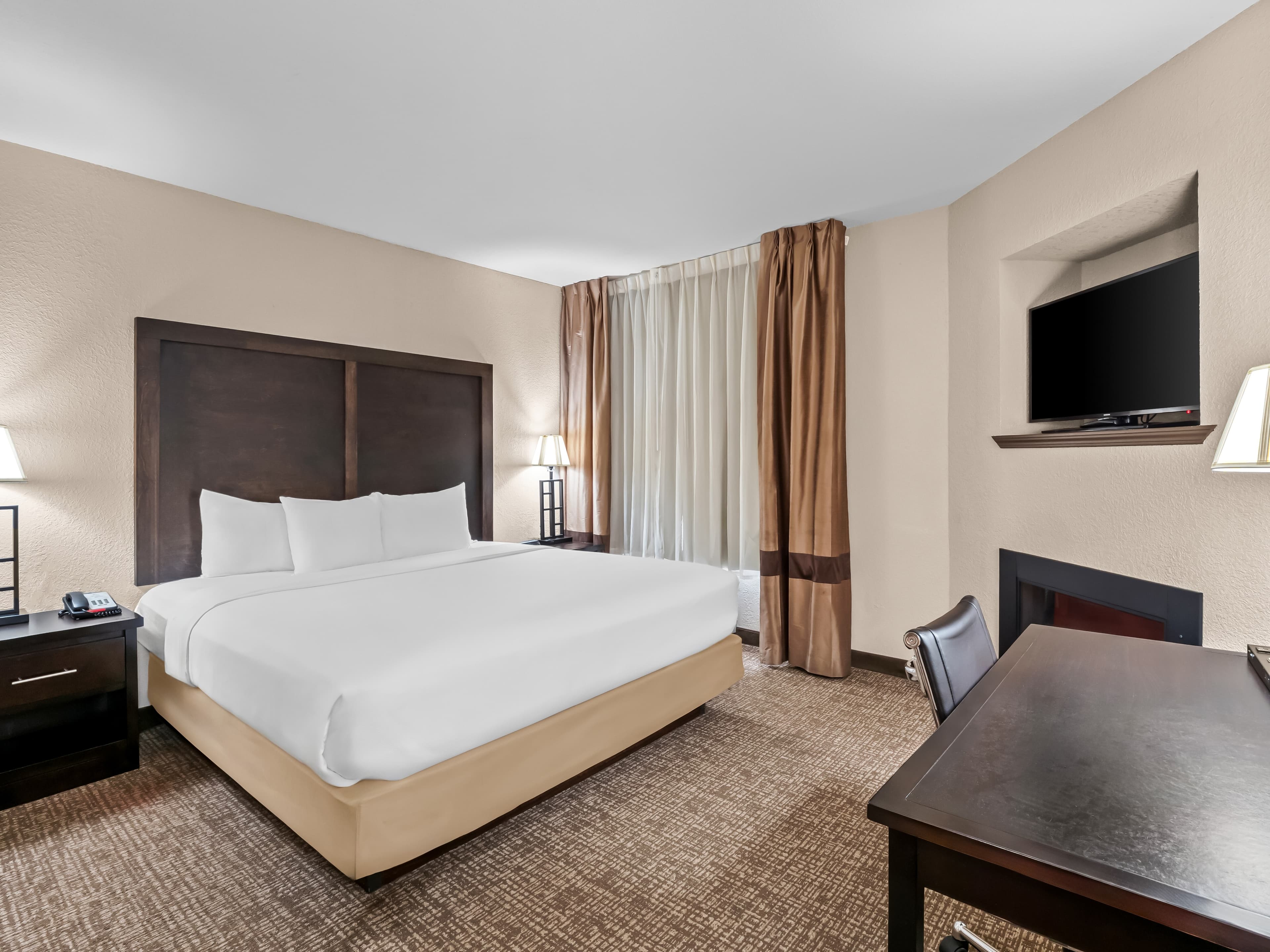 Comfort Inn & Suites Allen Park - Dearborn — 18