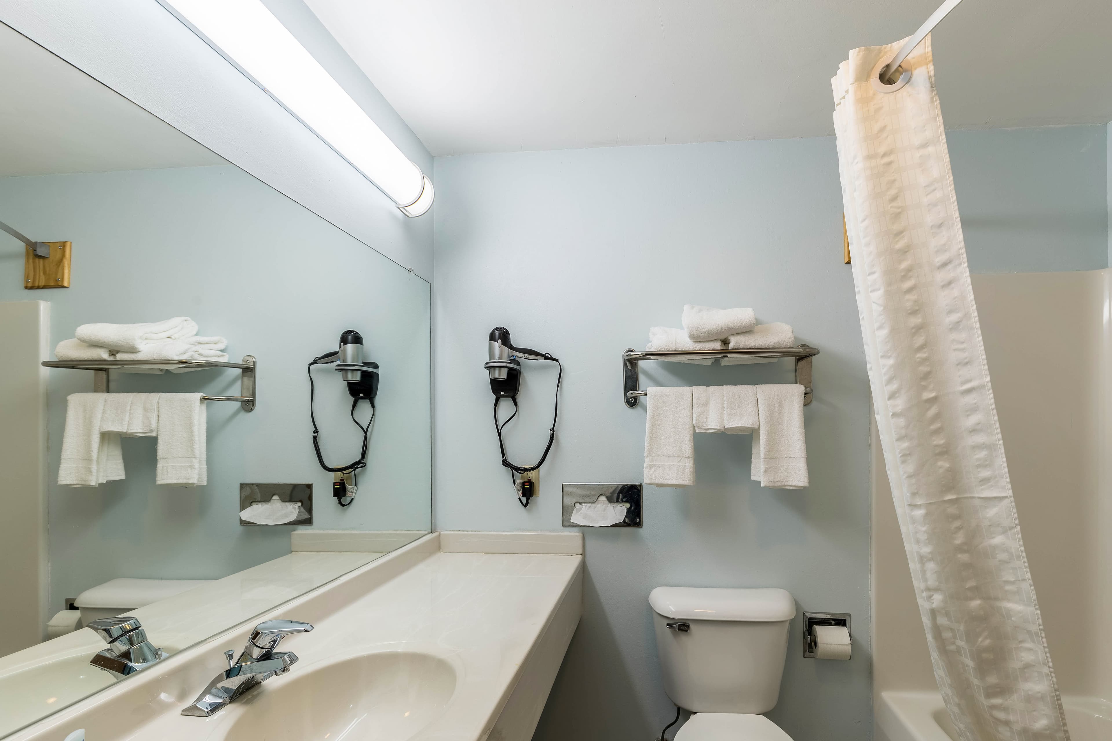 Rodeway Inn Ludington — 24