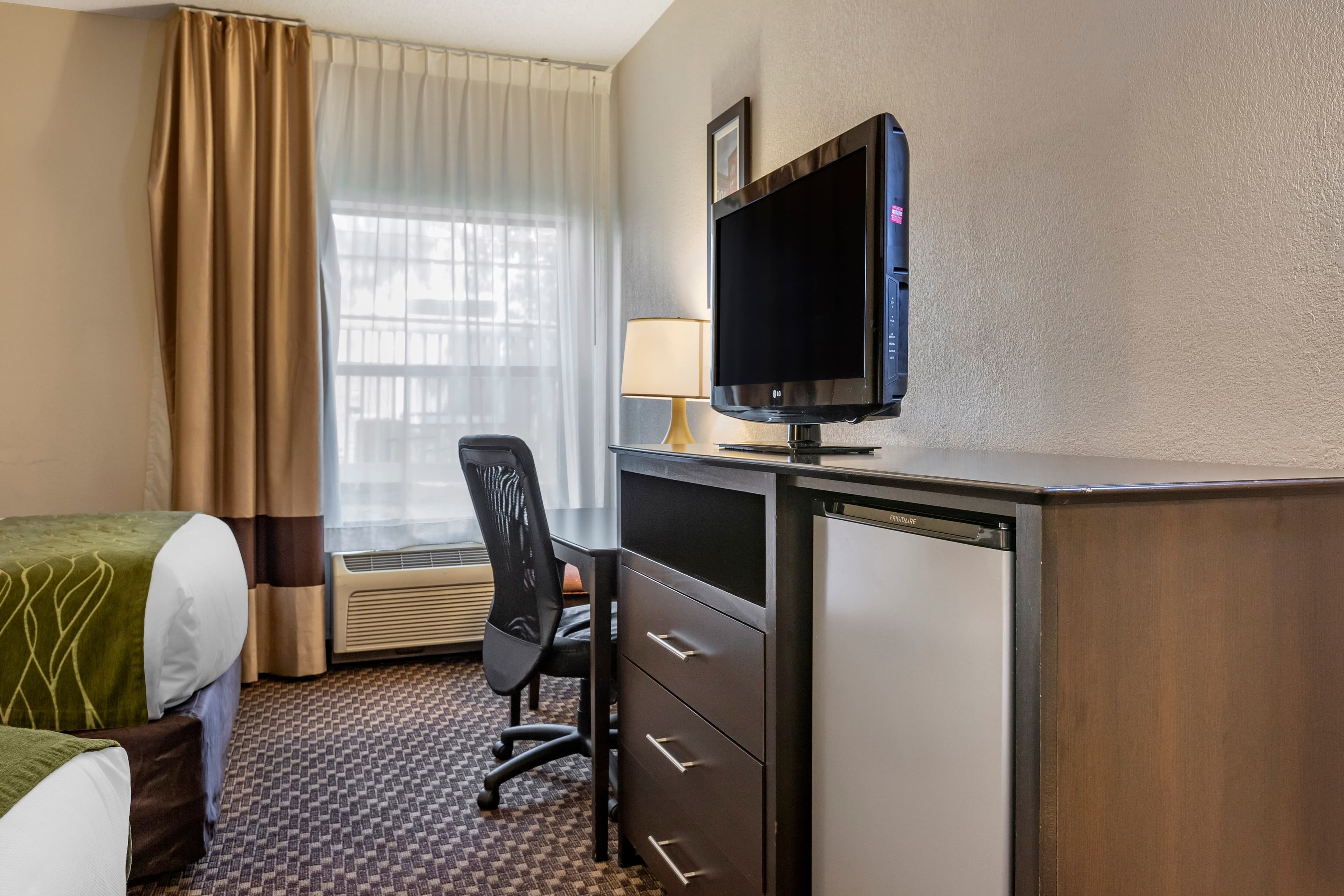 Comfort Inn Wings Stadium — 11