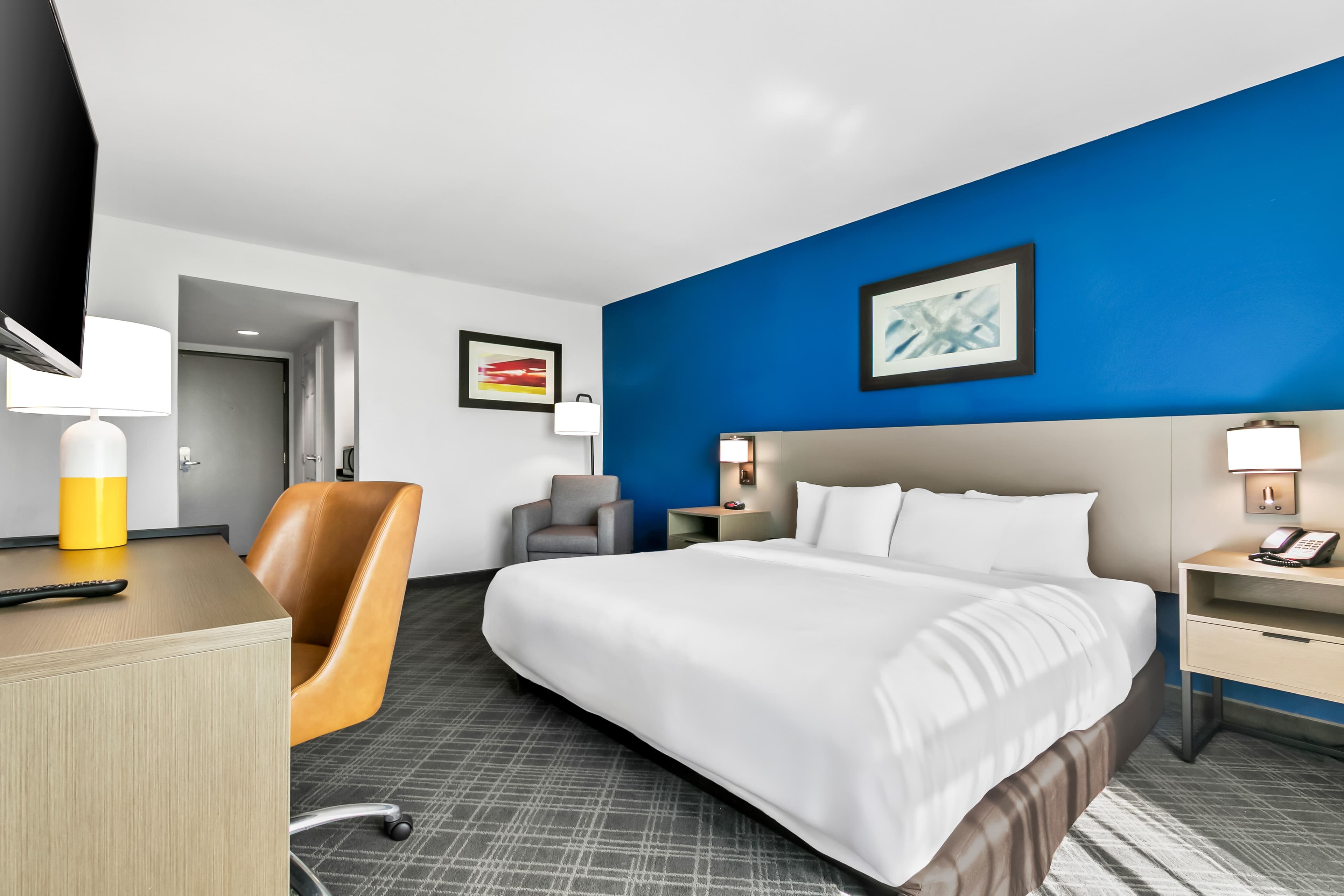 Comfort Inn & Suites Grand Blanc/Flint - Image 3