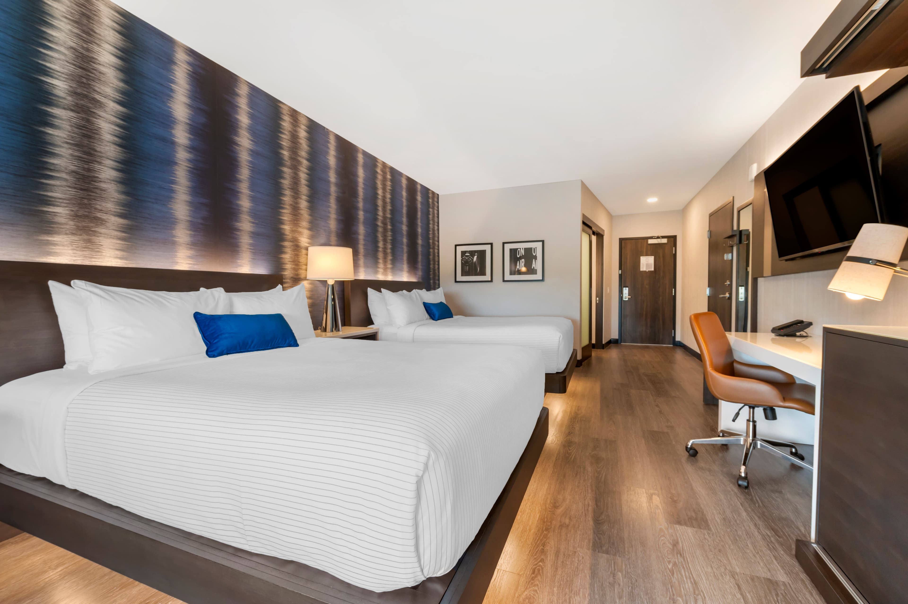 Cambria Hotel Detroit Downtown — 13