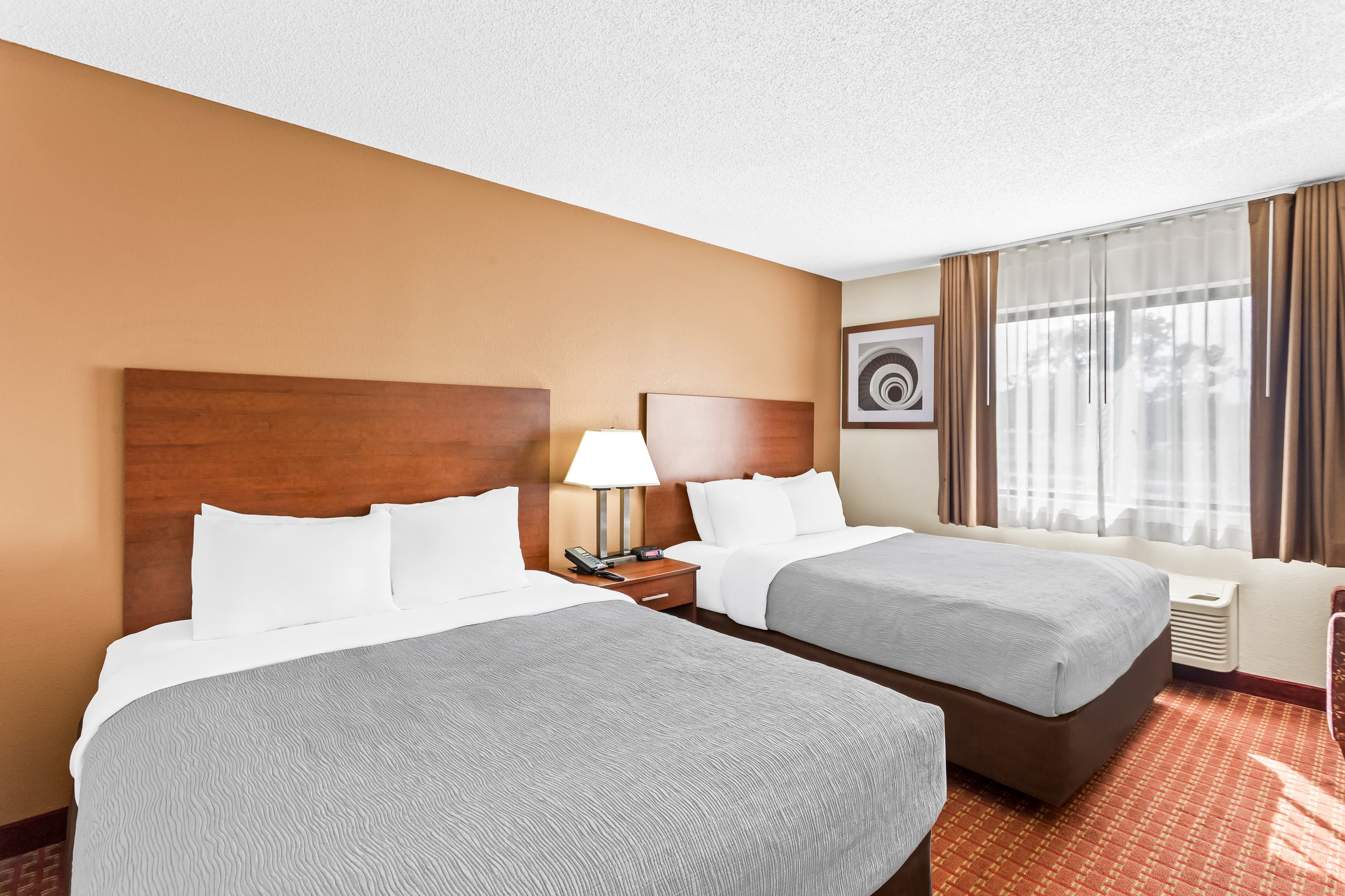 Quality Inn Sawyer - Image 2