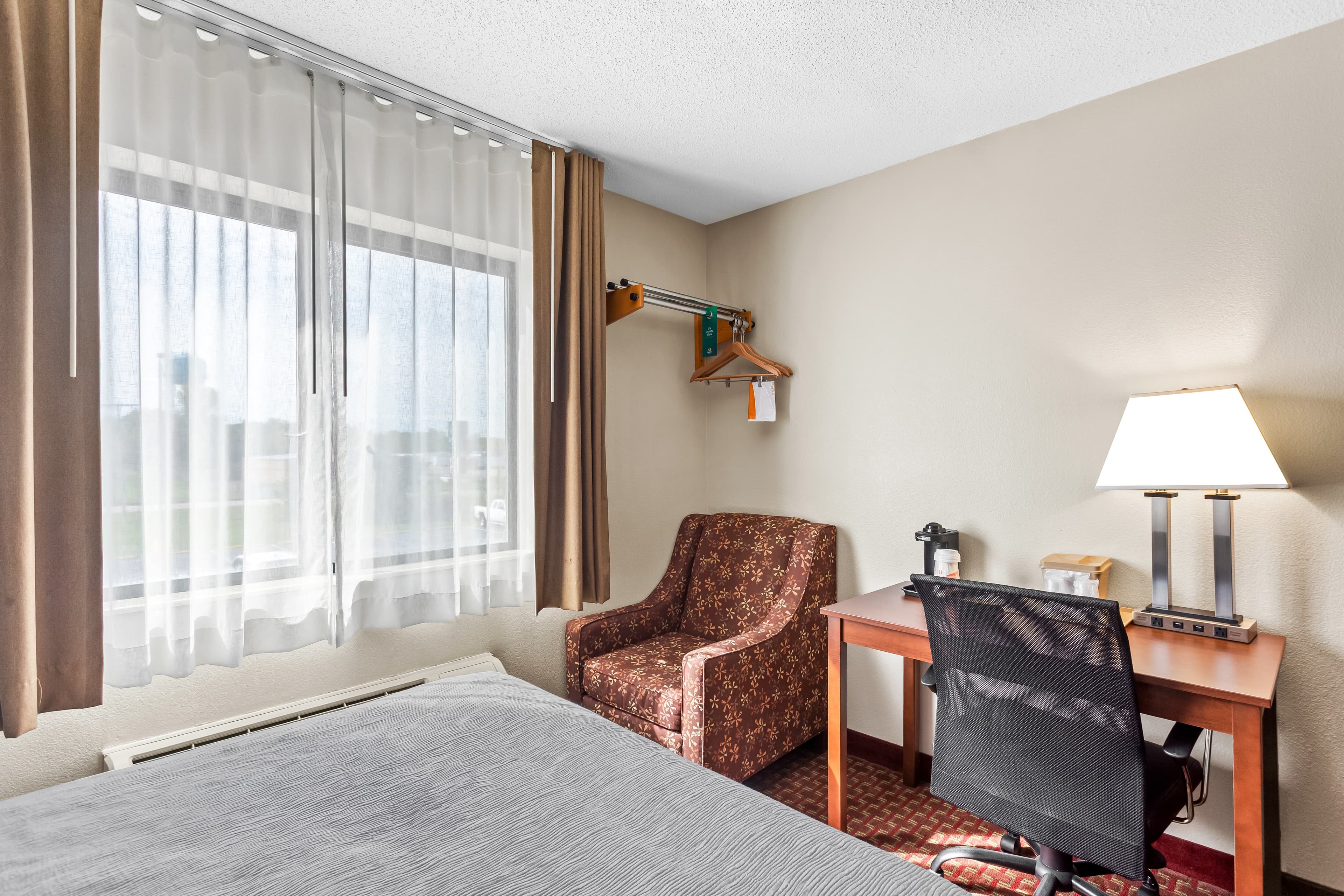 Quality Inn Sawyer - Image 3
