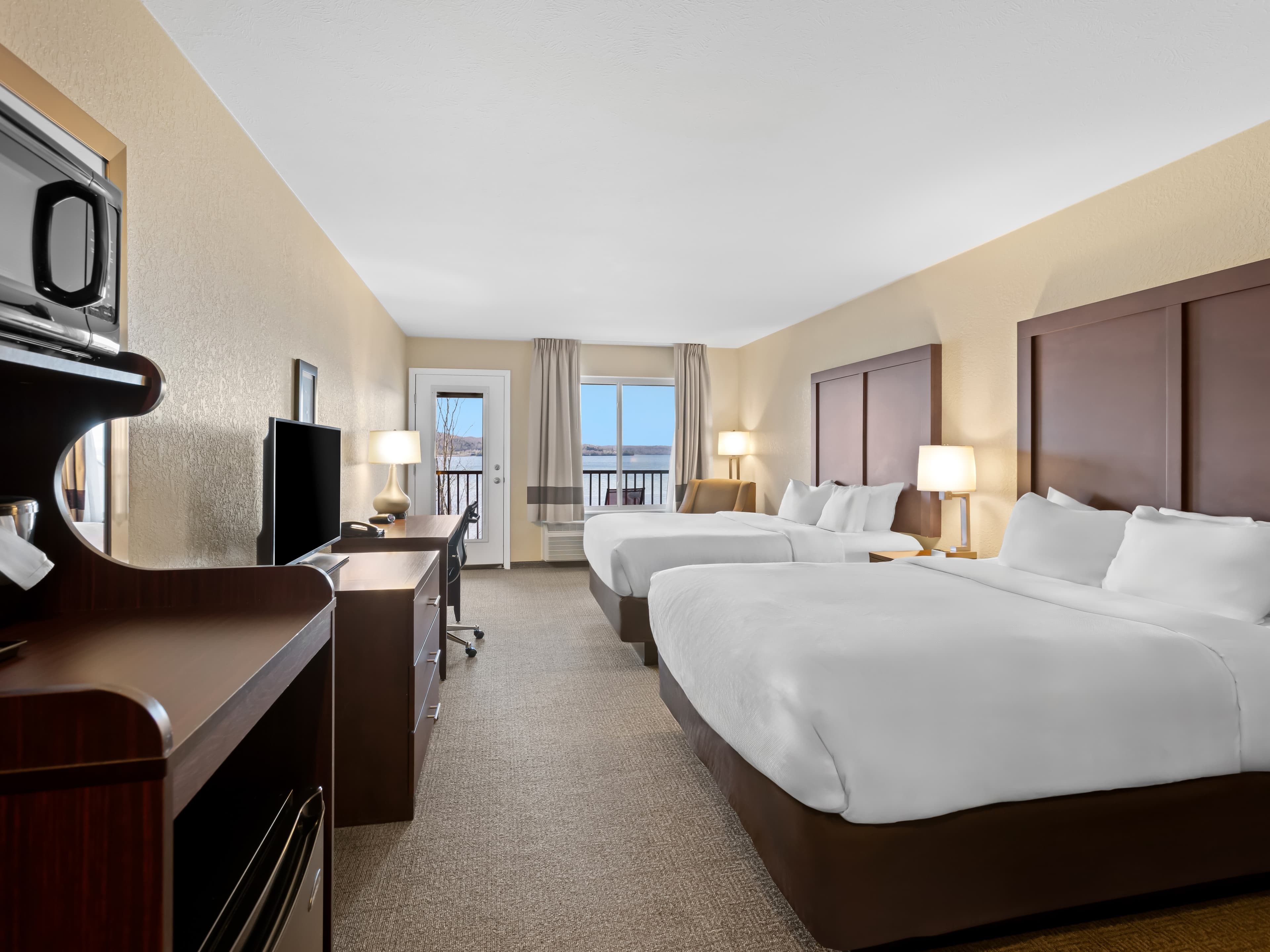 Comfort Inn & Suites Munising-Lakefront — 19