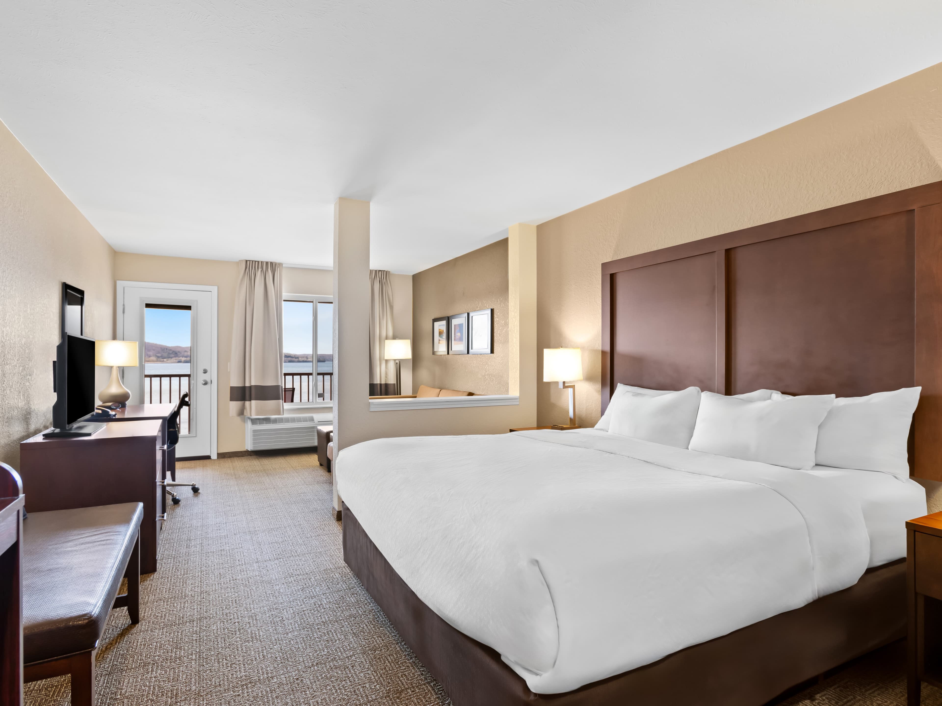Comfort Inn & Suites Munising-Lakefront — 27