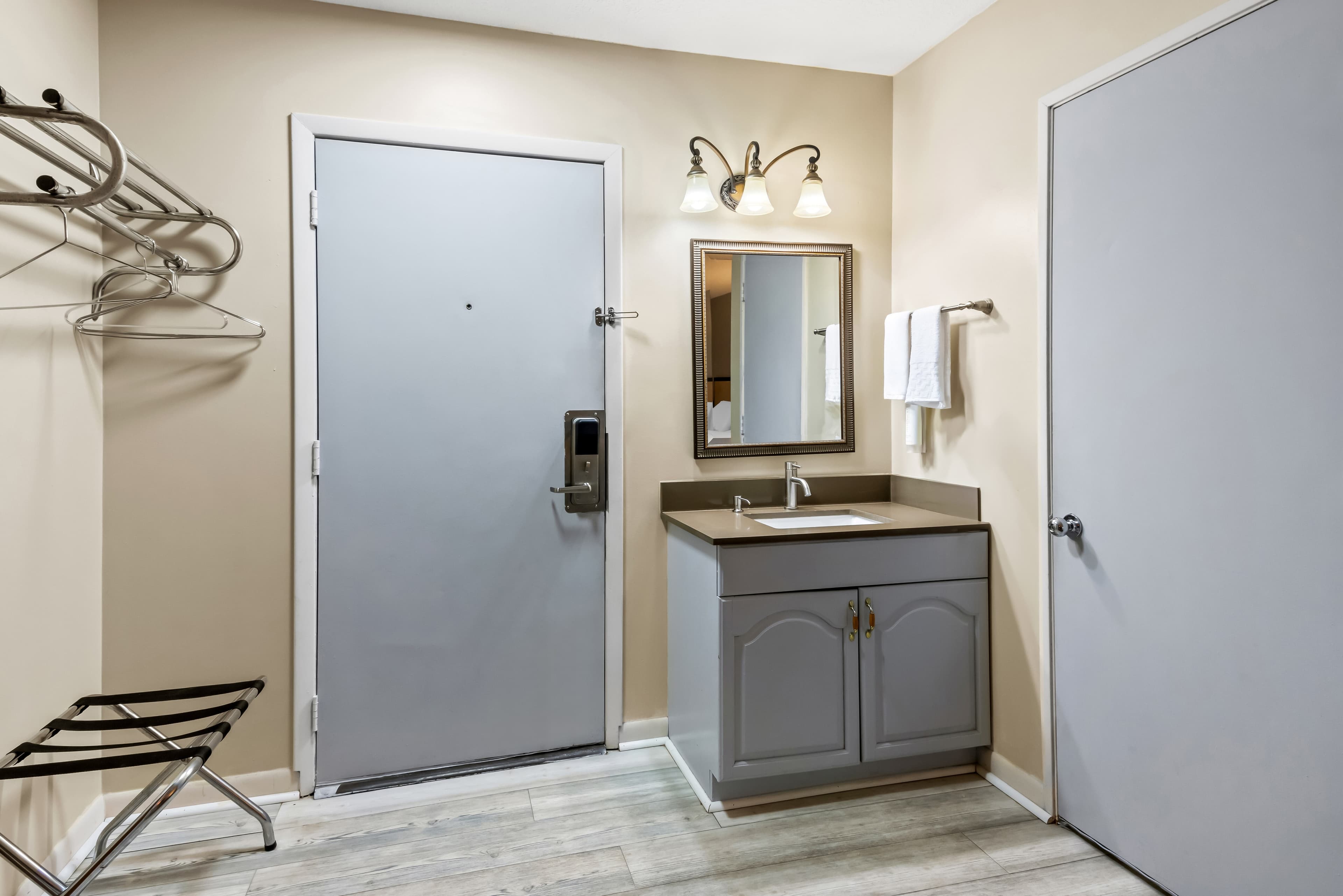Rodeway Inn Oscoda — 19