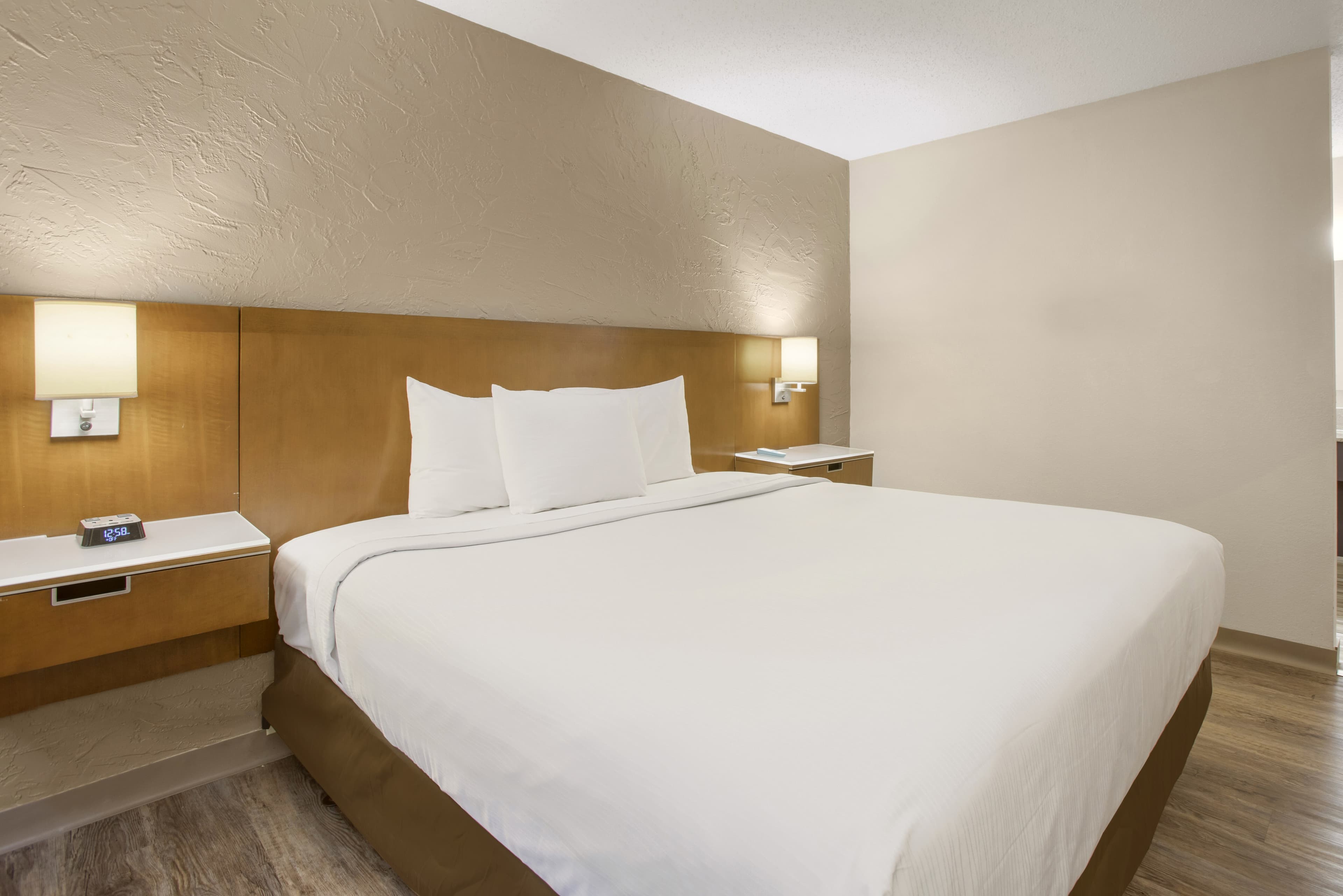 Rodeway Inn & Suites Grand Rapids Southeast — 9