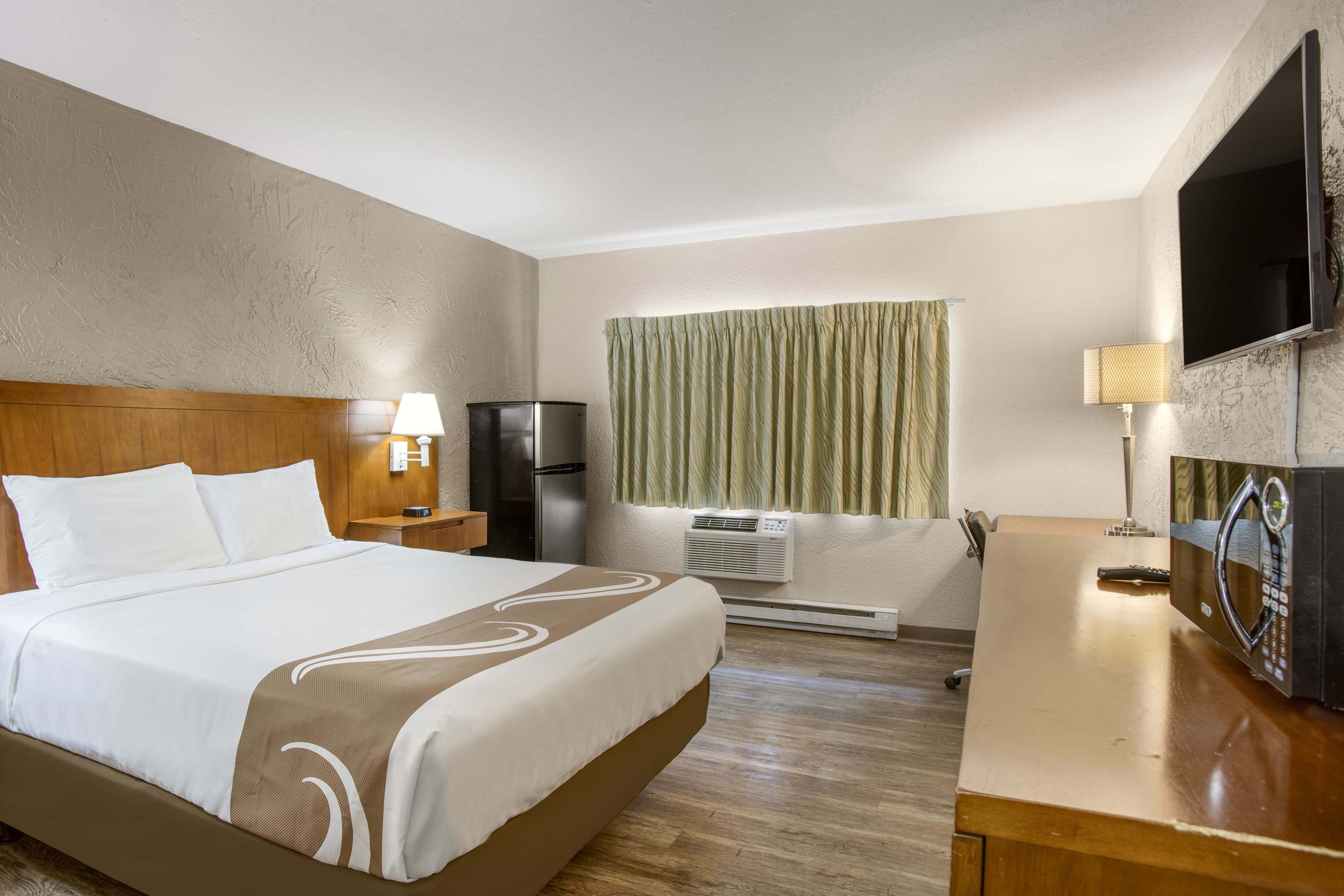Rodeway Inn & Suites Grand Rapids Southeast — 11
