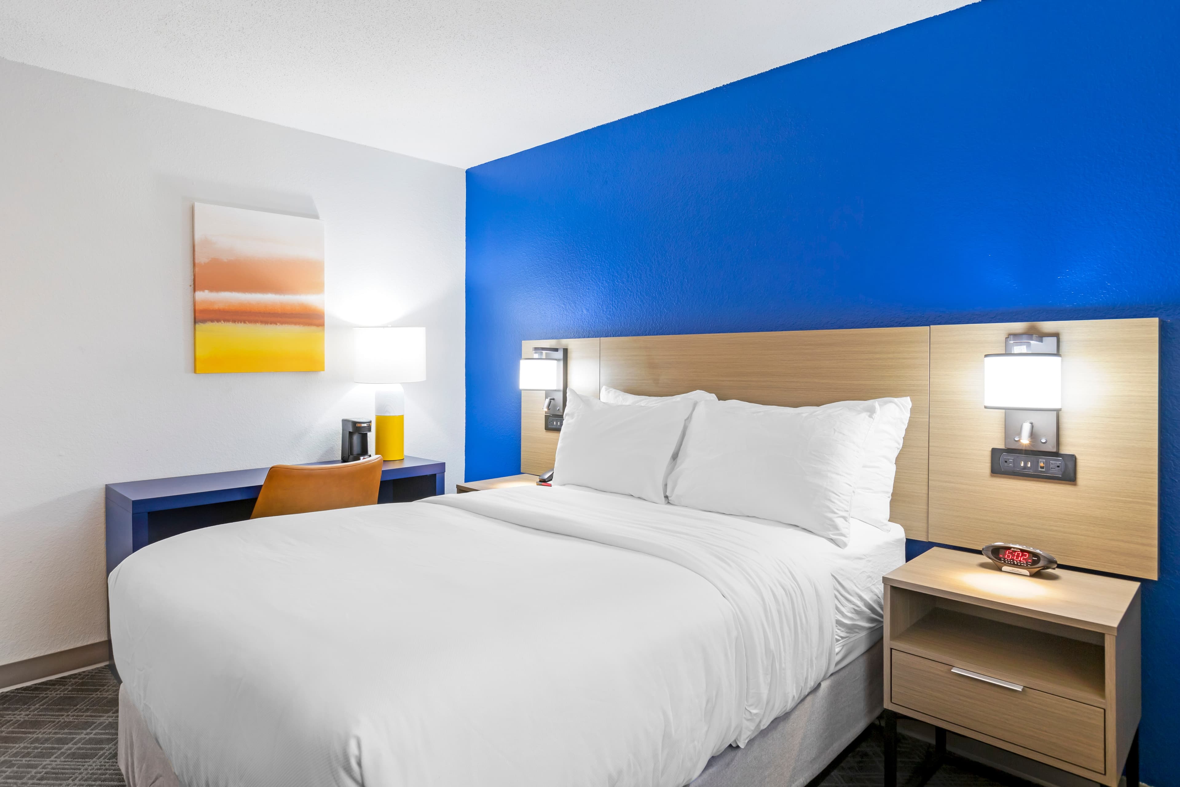 Comfort Inn Detroit - Troy - Image 4