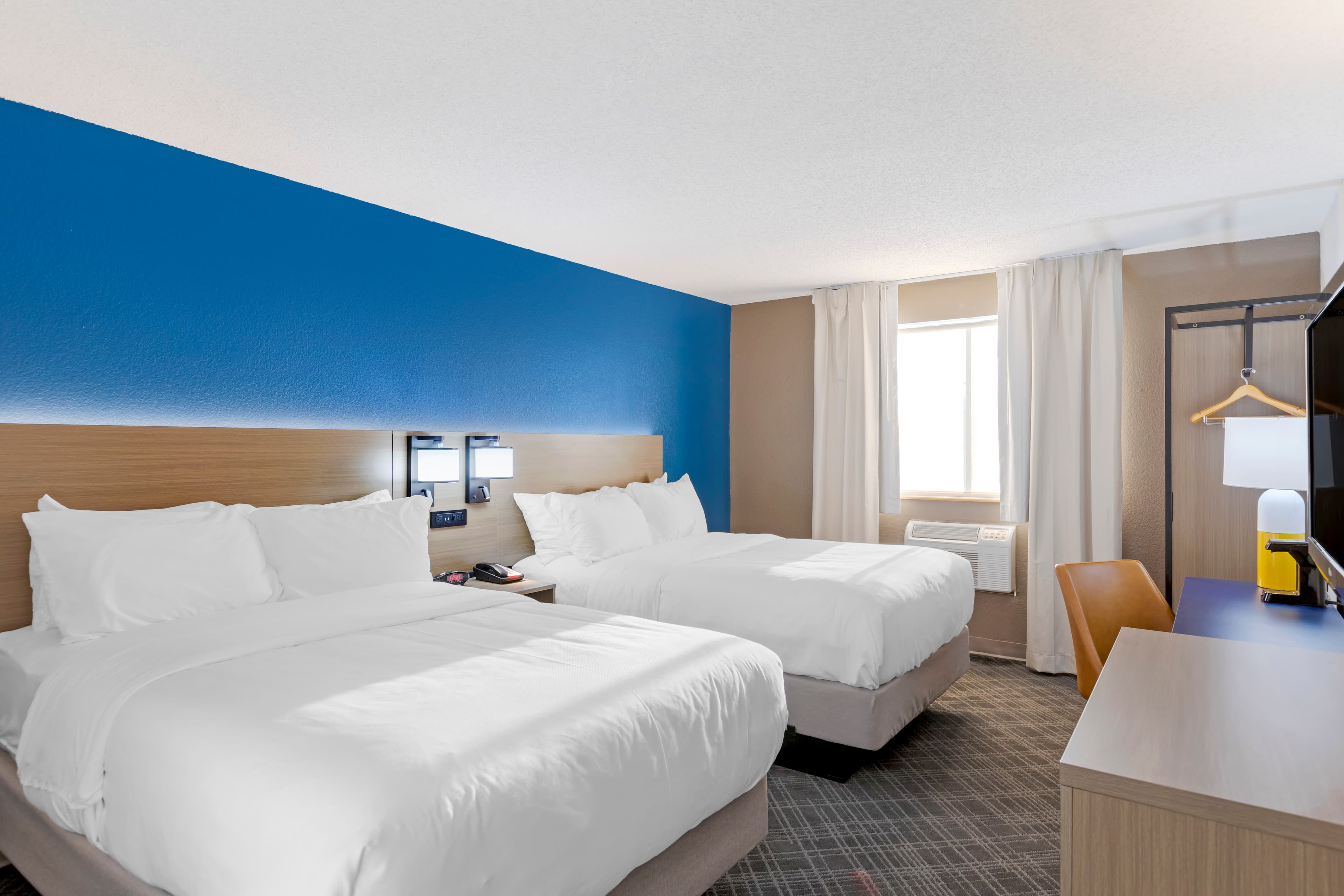 Comfort Inn Detroit - Troy — 7
