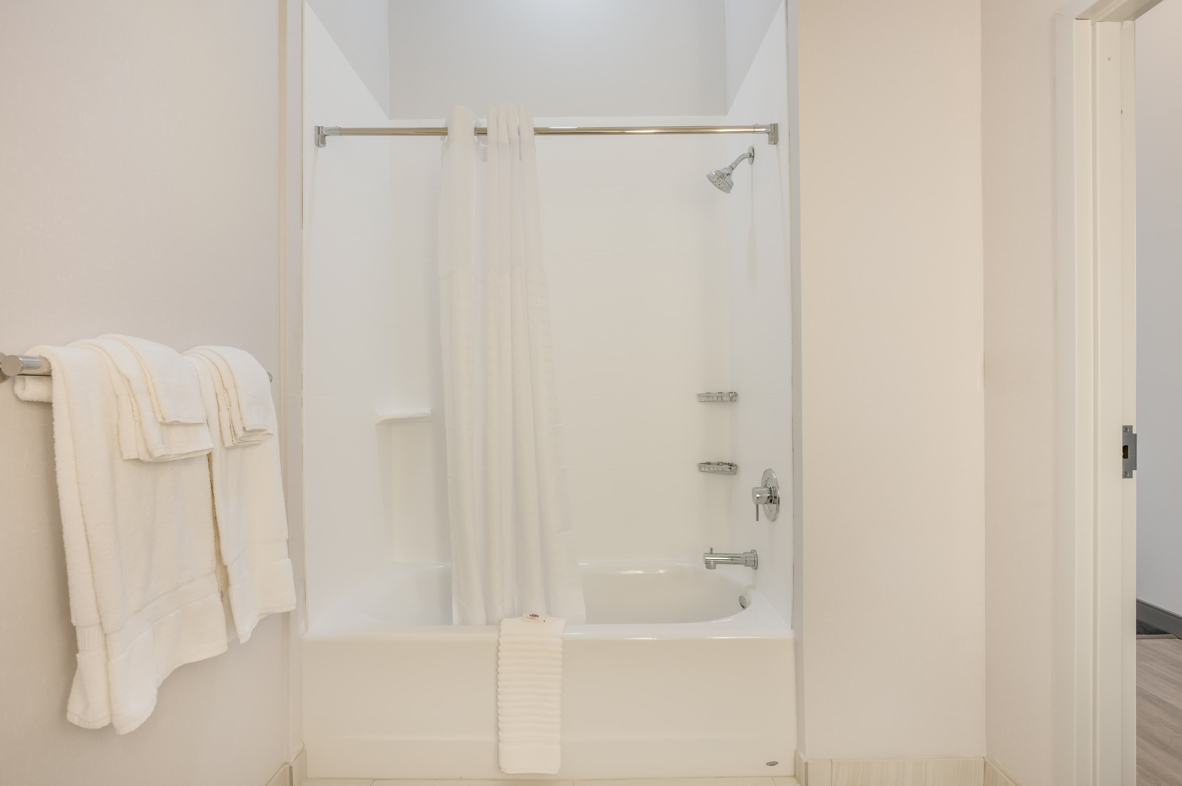 Comfort Inn & Suites Gaylord - Image 5
