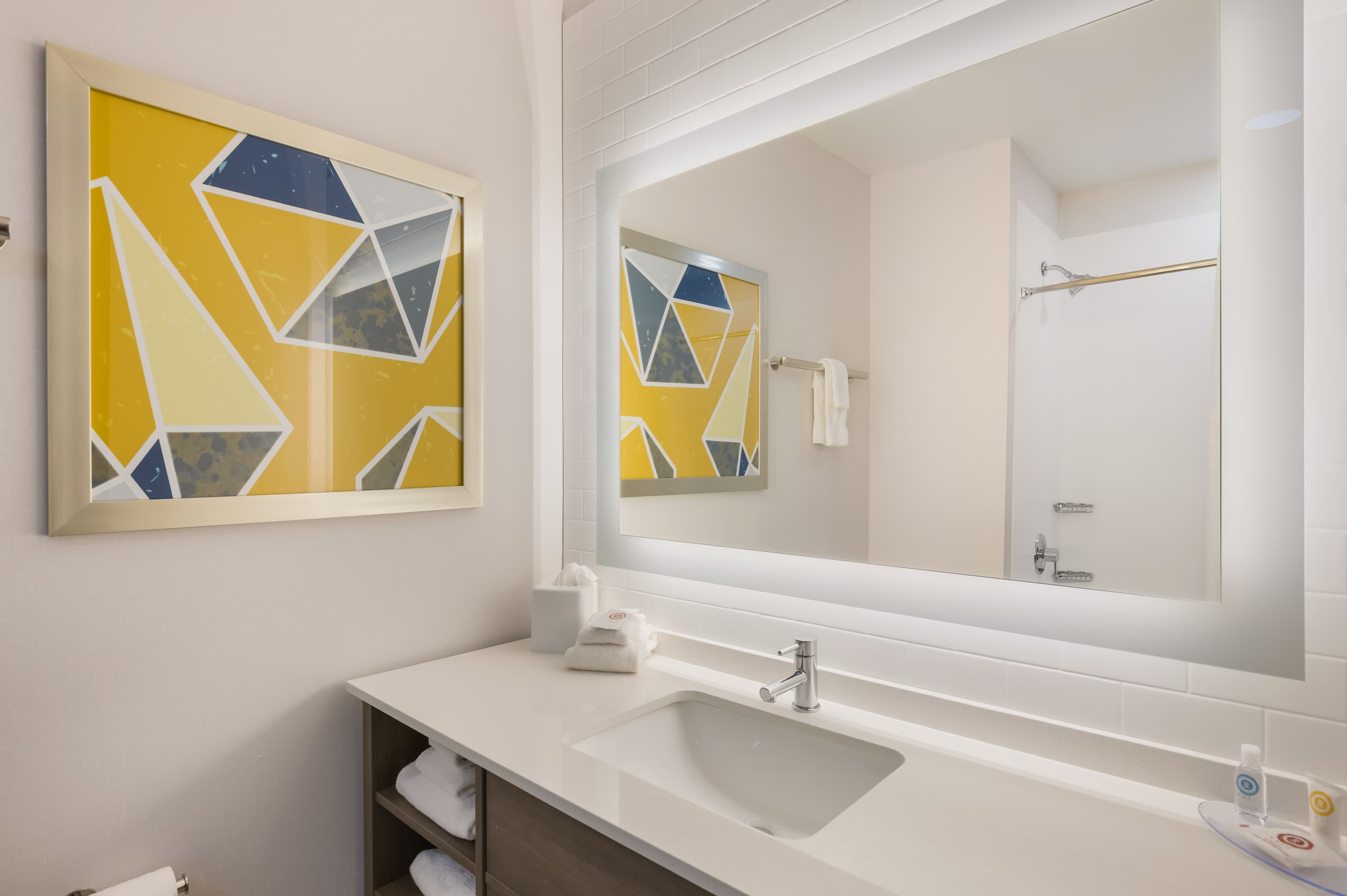 Comfort Inn & Suites Gaylord — 9