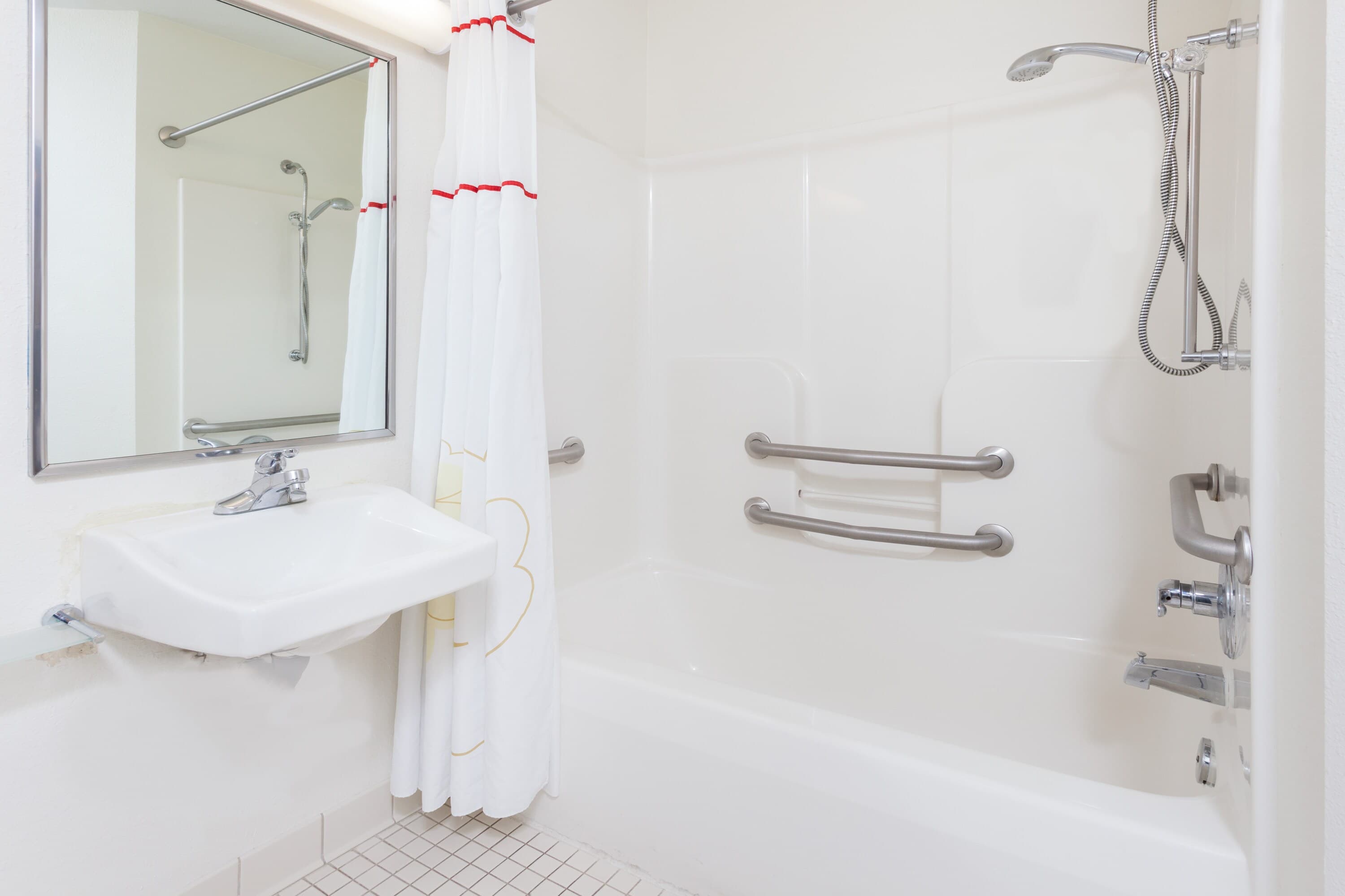 MainStay Suites Detroit Auburn Hills - Image 3