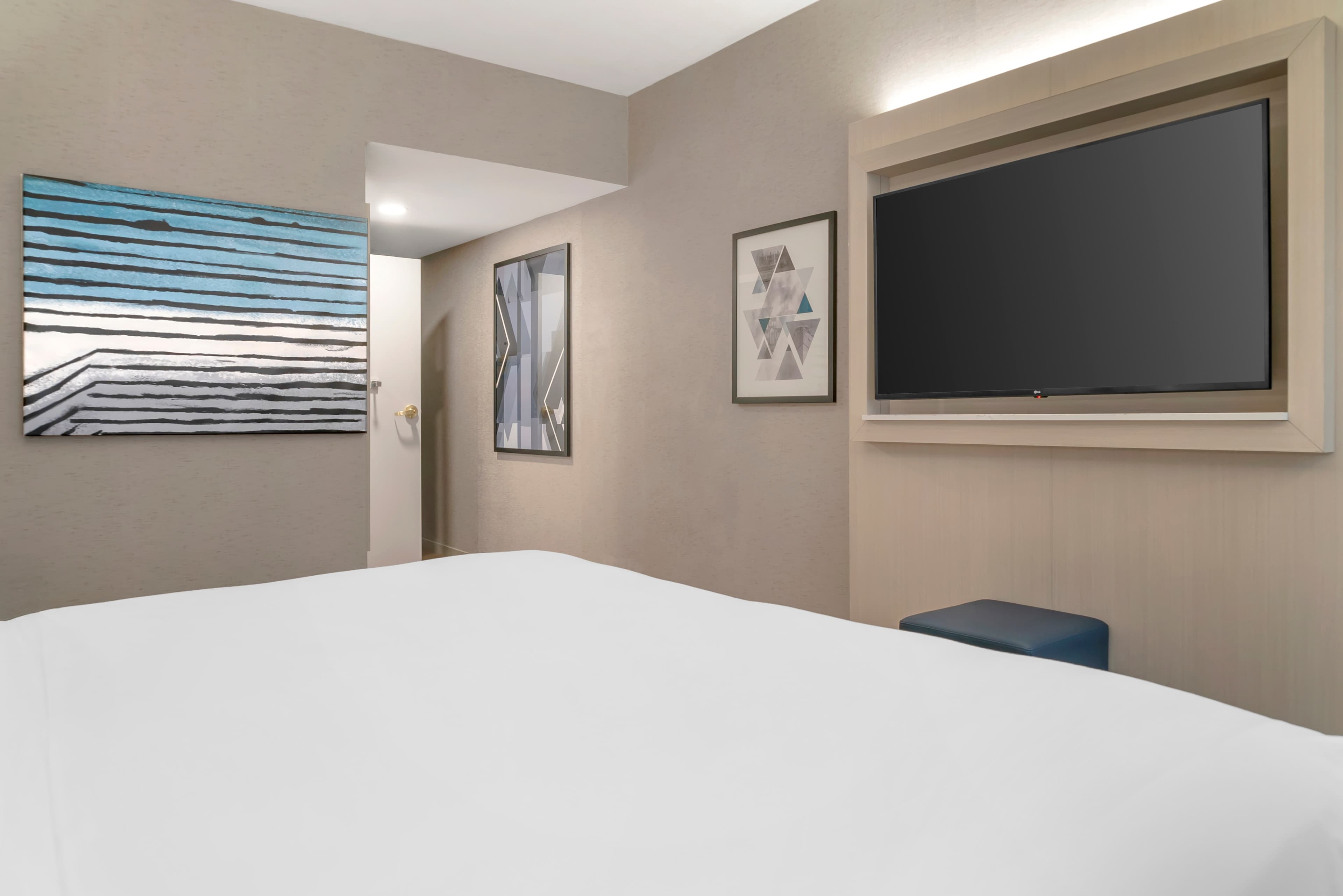 Radisson Plaza Hotel at Kalamazoo Center — 15
