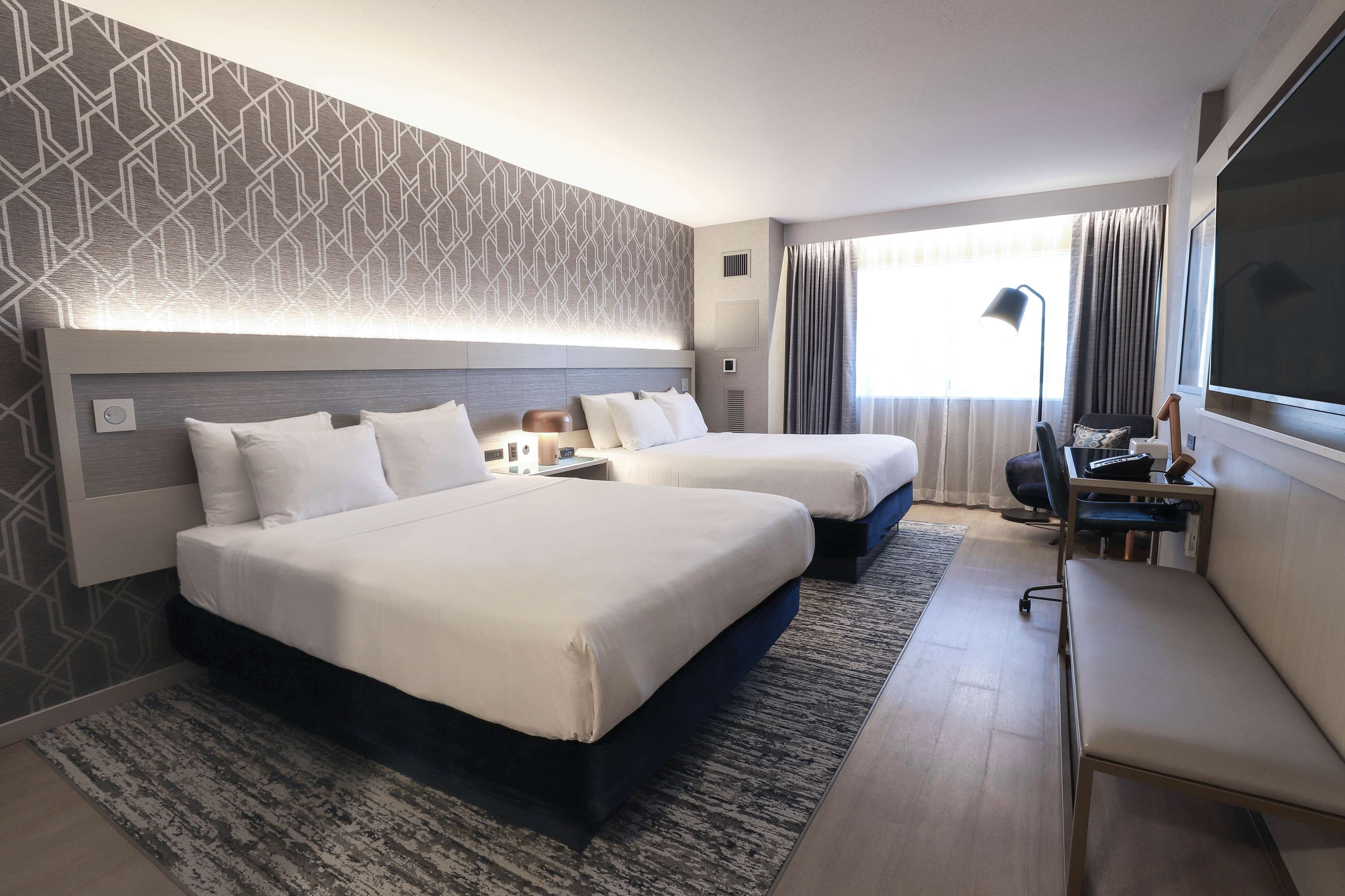 Radisson Plaza Hotel at Kalamazoo Center — 25