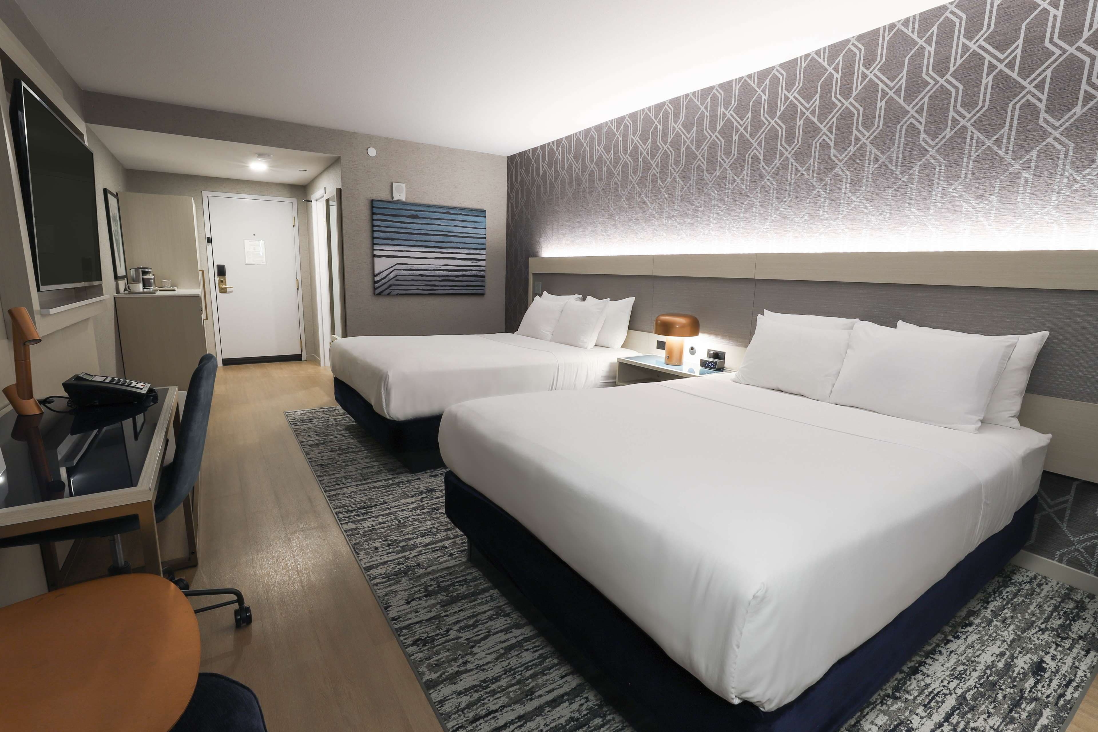 Radisson Plaza Hotel at Kalamazoo Center — 26