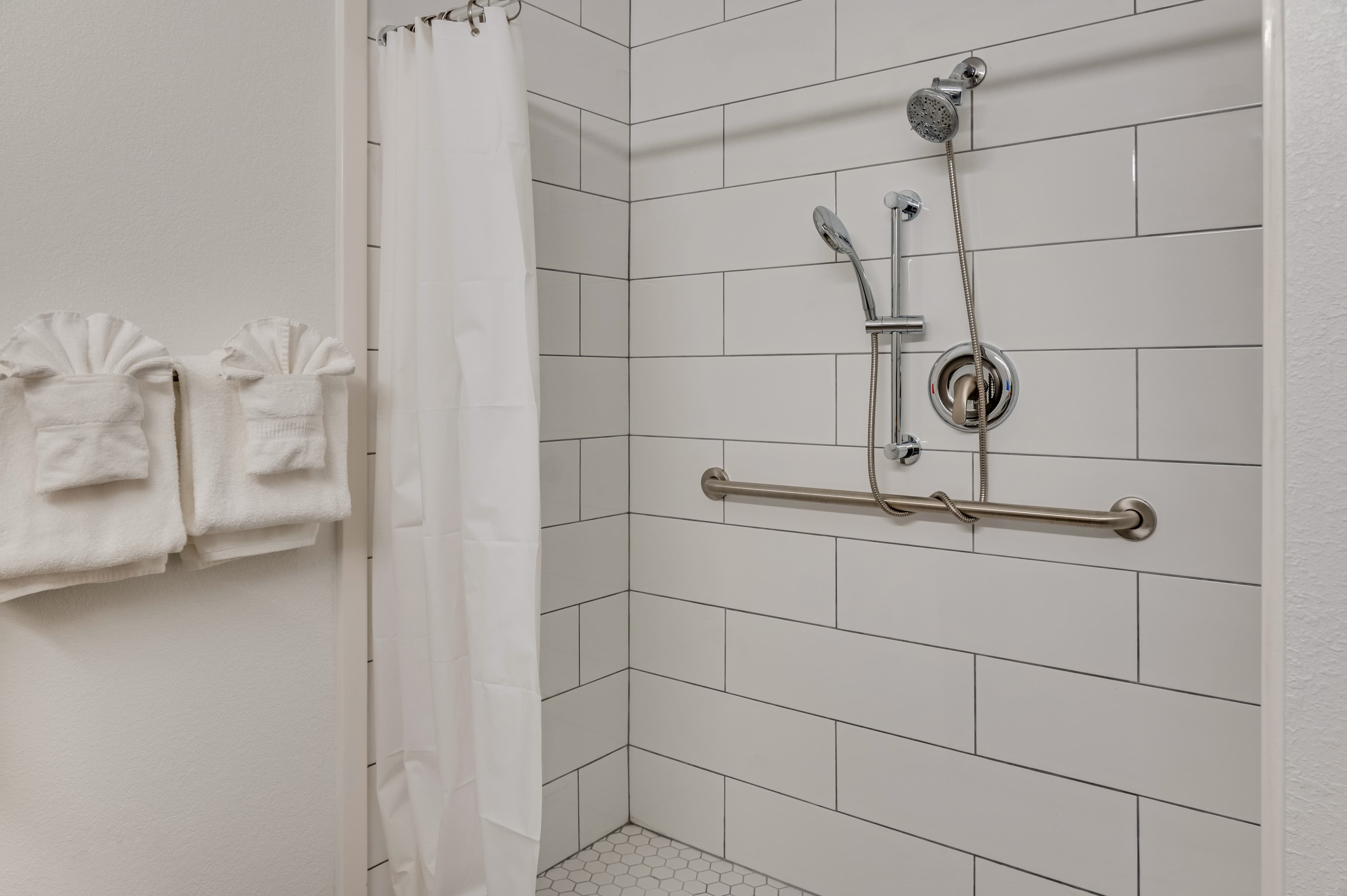 Country Inn & Suites by Radisson, Grand Rapids Airport, MI — 21