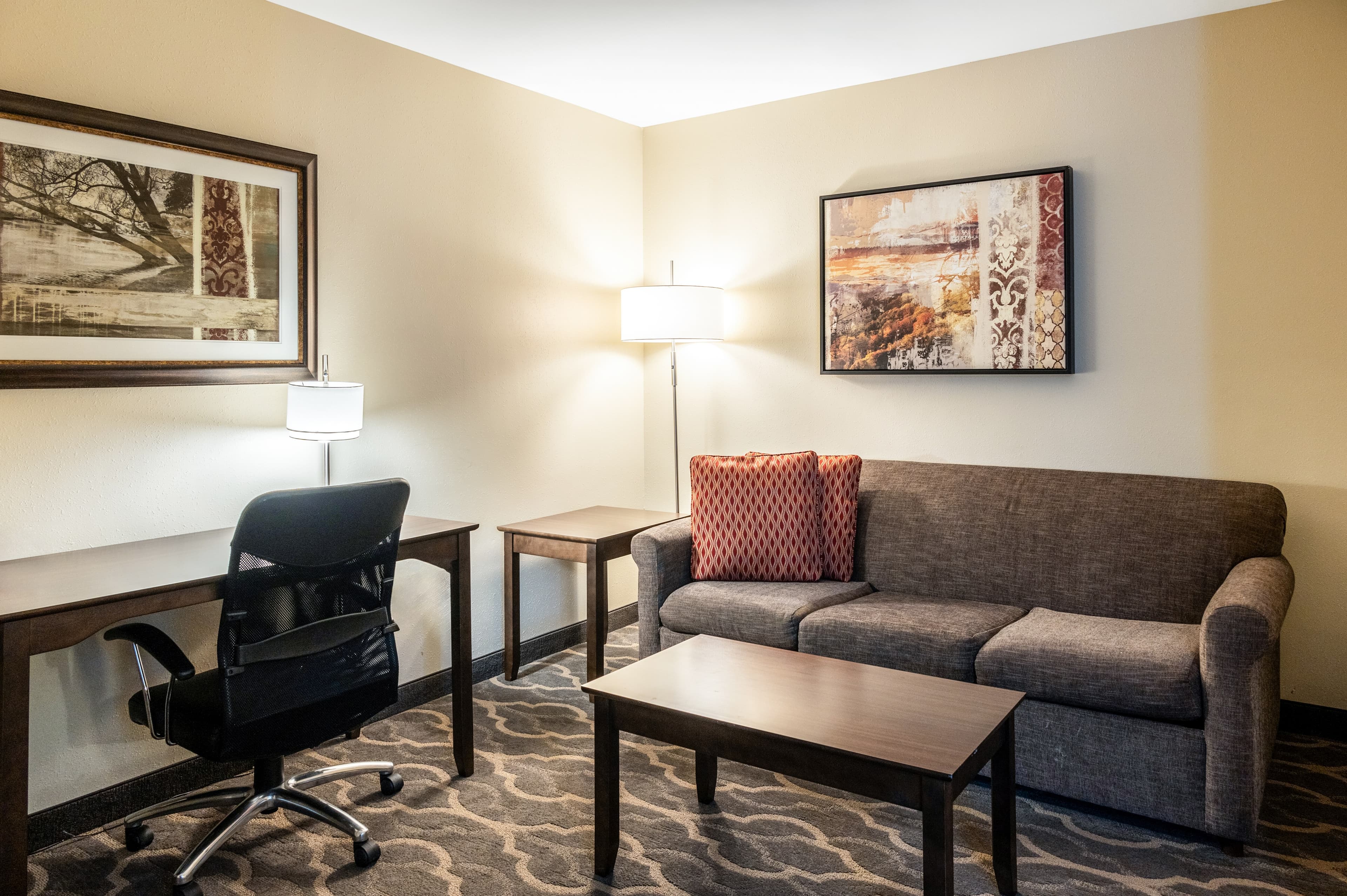 Country Inn & Suites by Radisson, Grandville-Grand Rapids West, MI - Image 3