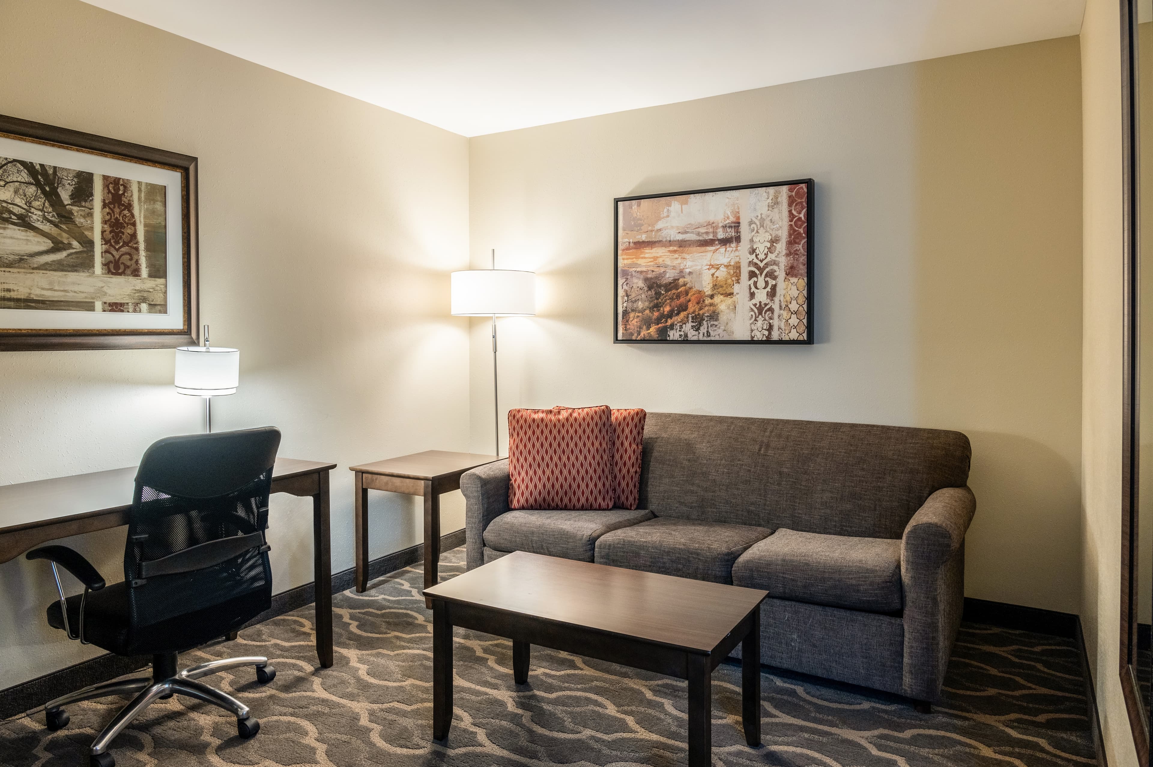 Country Inn & Suites by Radisson, Grandville-Grand Rapids West, MI — 25