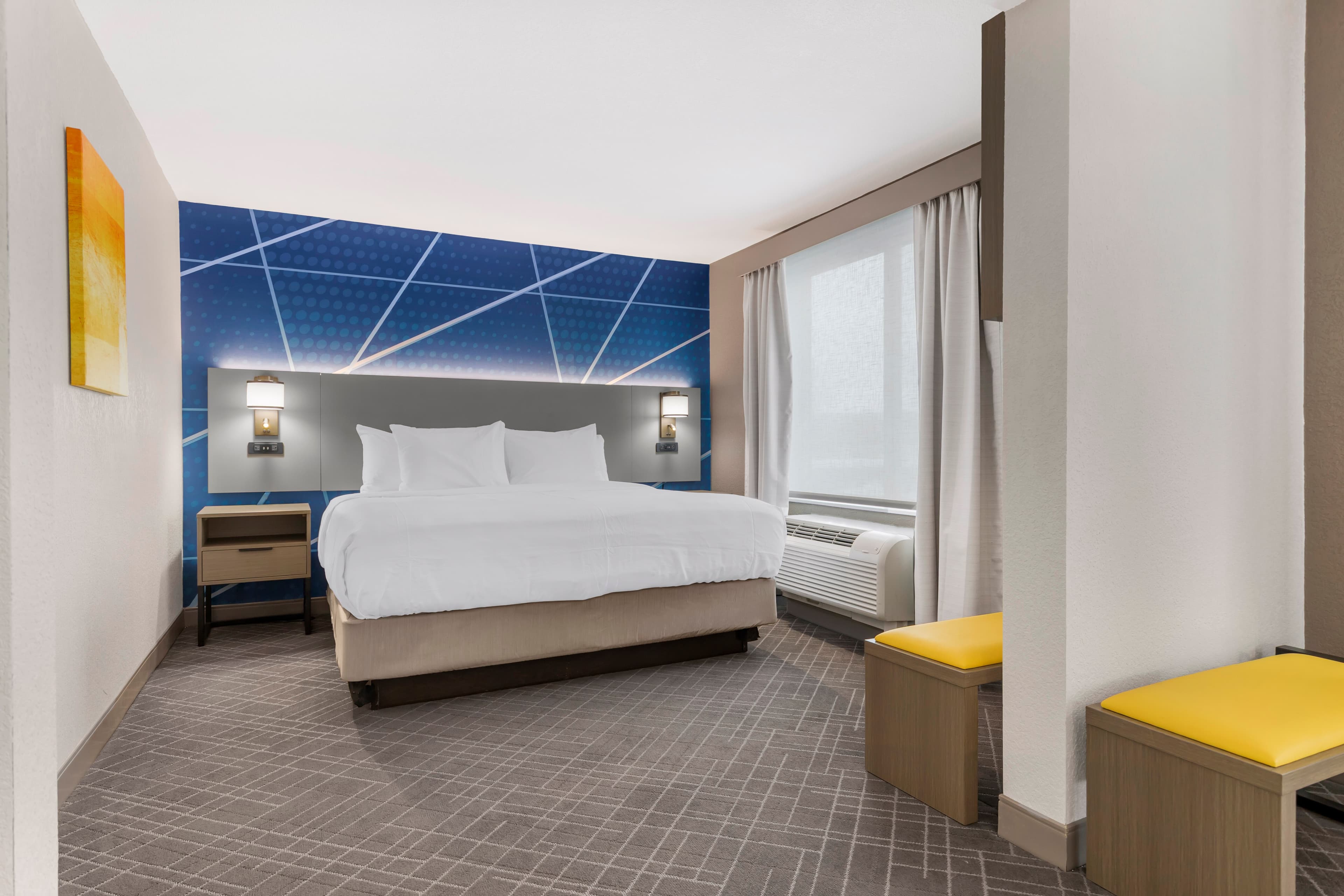 Comfort Inn & Suites — 8