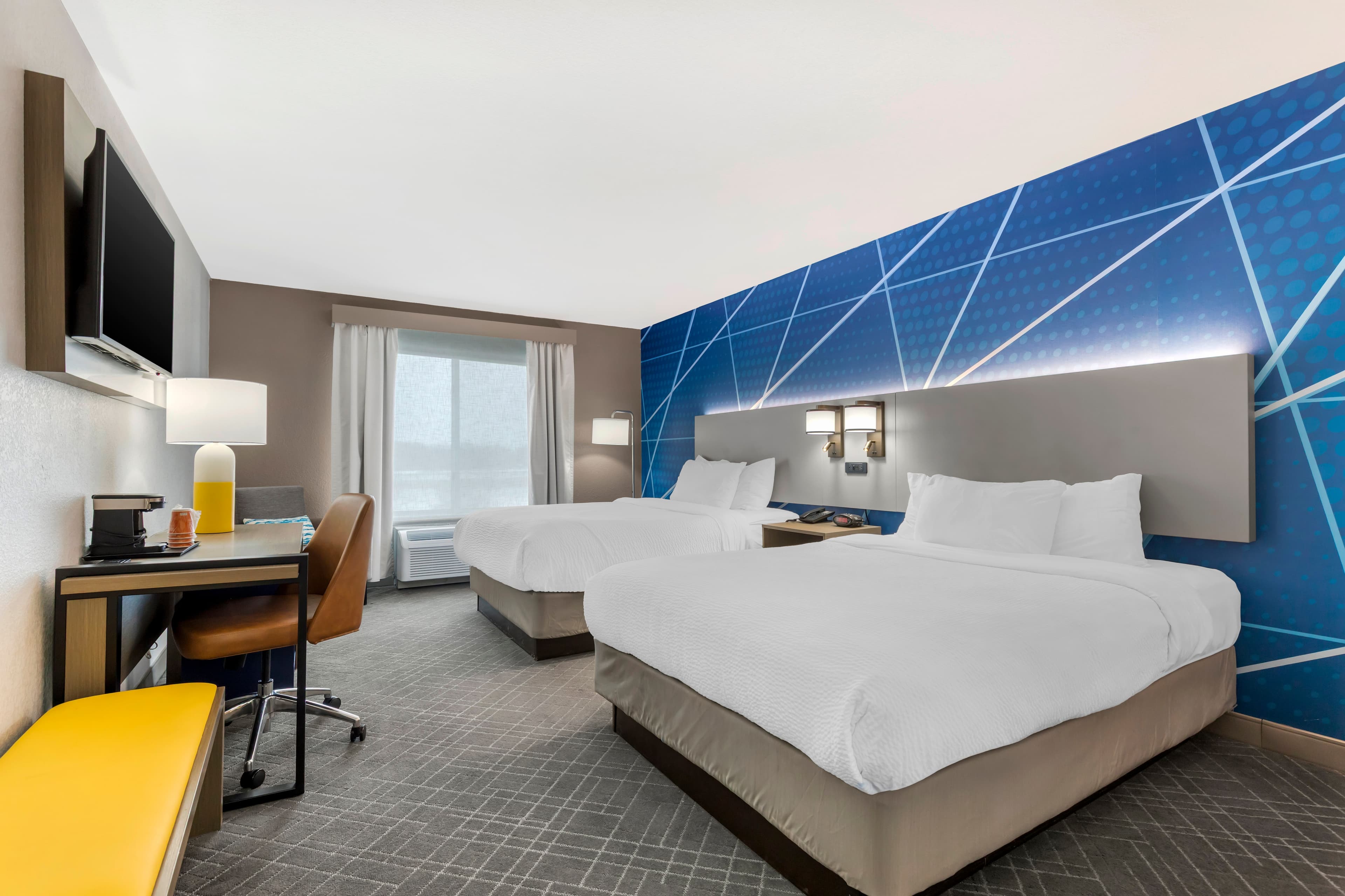 Comfort Inn & Suites — 20